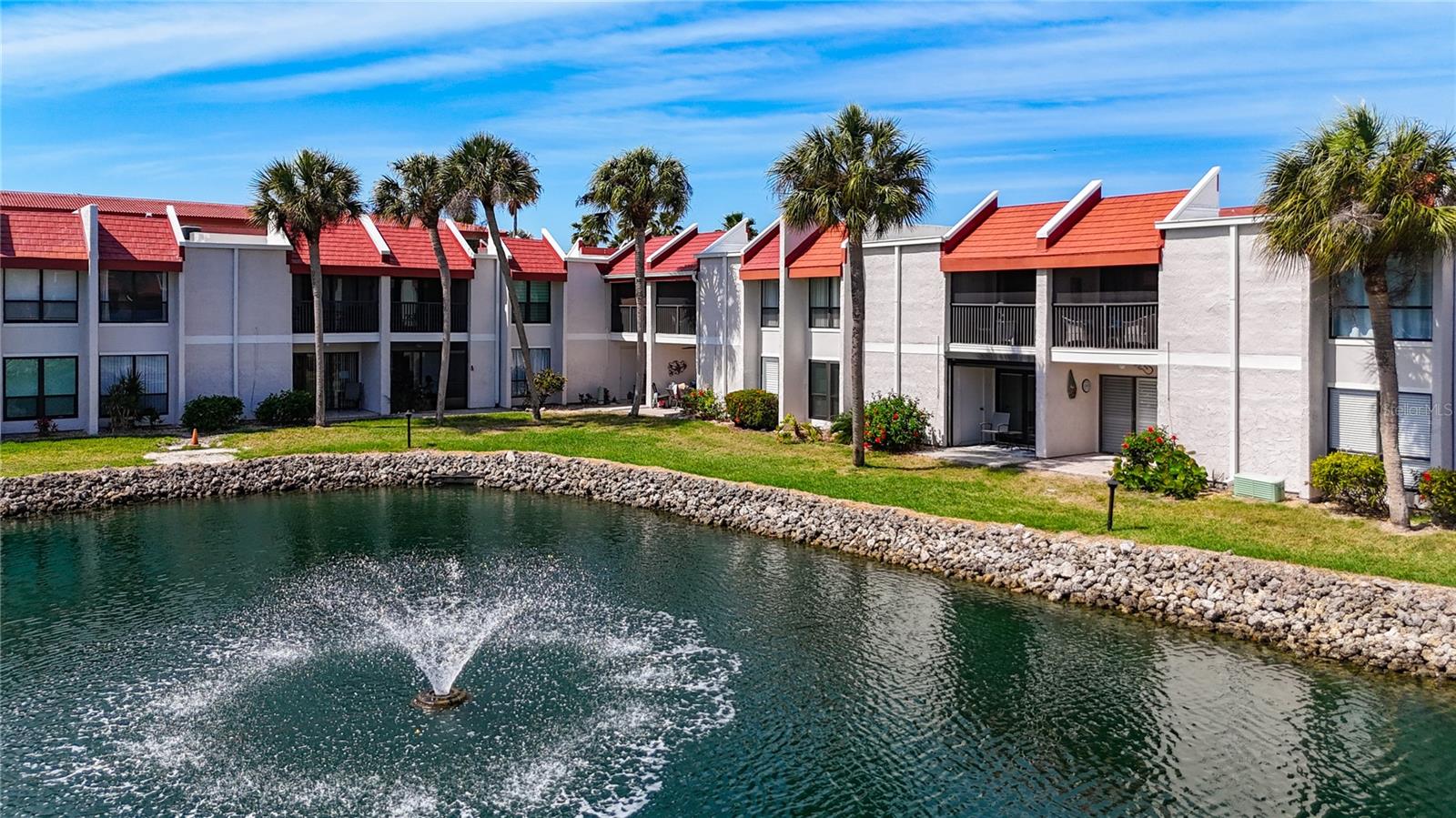RUNAWAY BAY - Residential