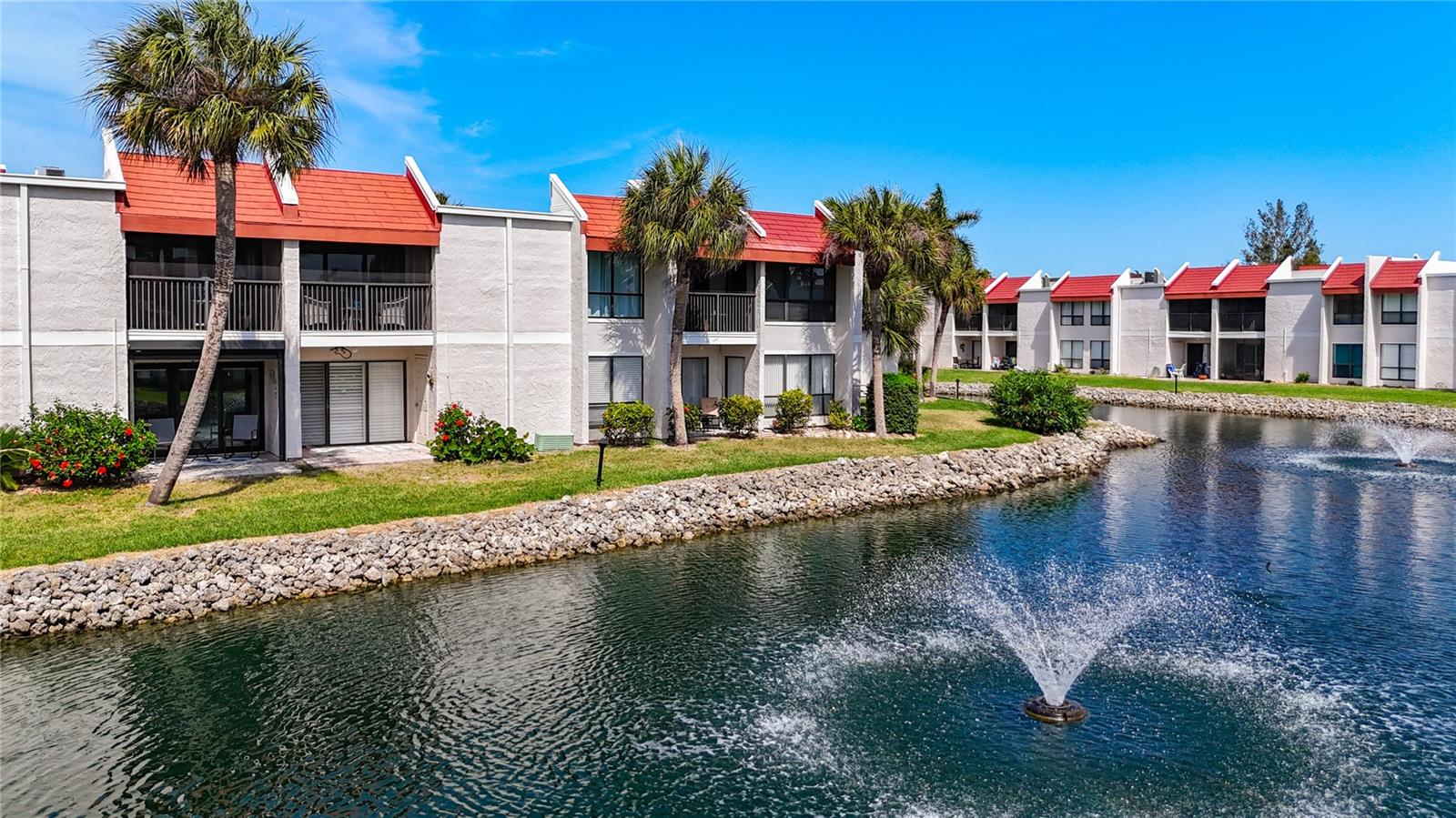 RUNAWAY BAY - Residential