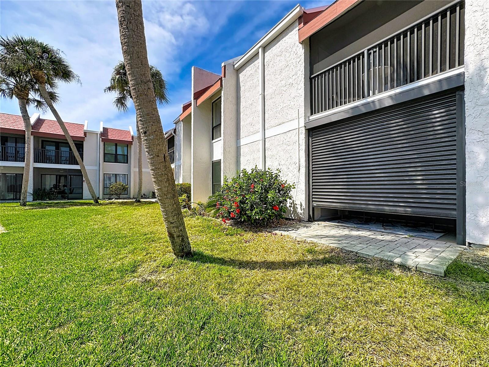RUNAWAY BAY - Residential