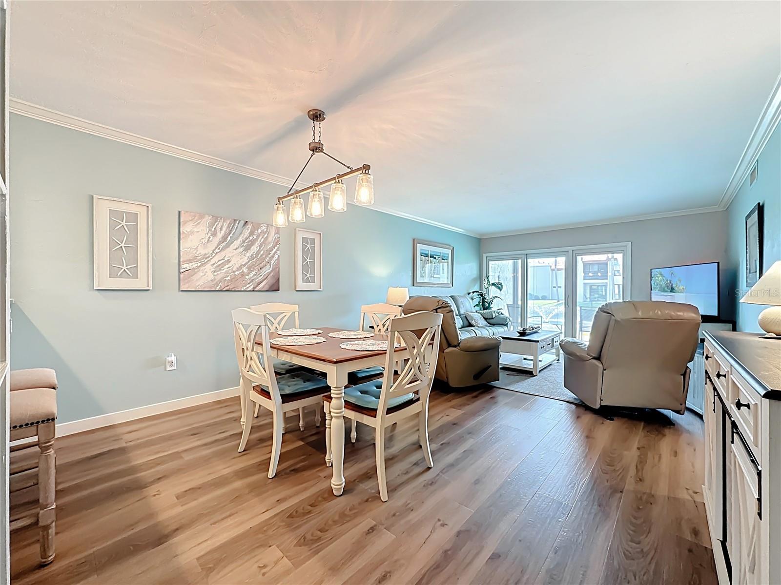 RUNAWAY BAY - Residential