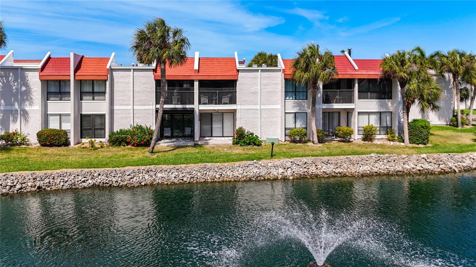 RUNAWAY BAY - Residential