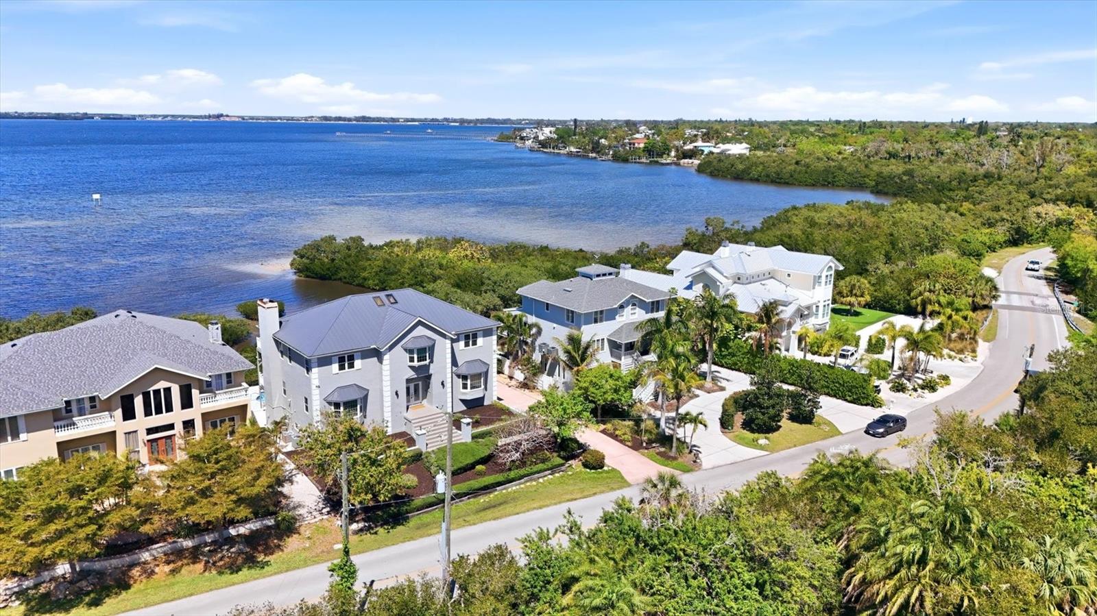 PALMA SOLA BAY - Residential