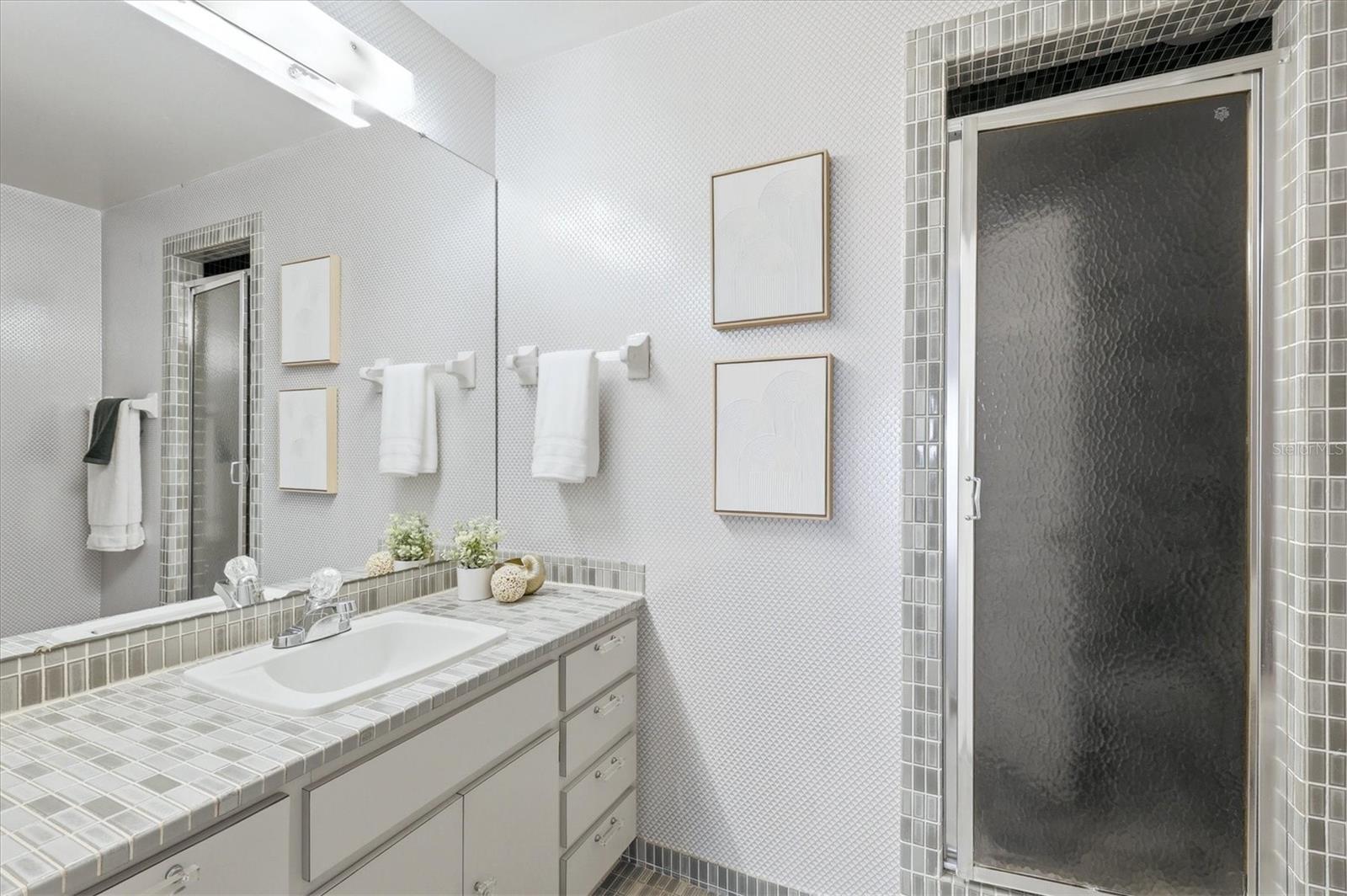 PALMA SOLA BAY - Residential