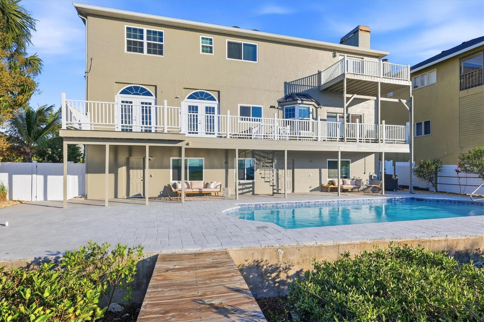 PALMA SOLA BAY - Residential