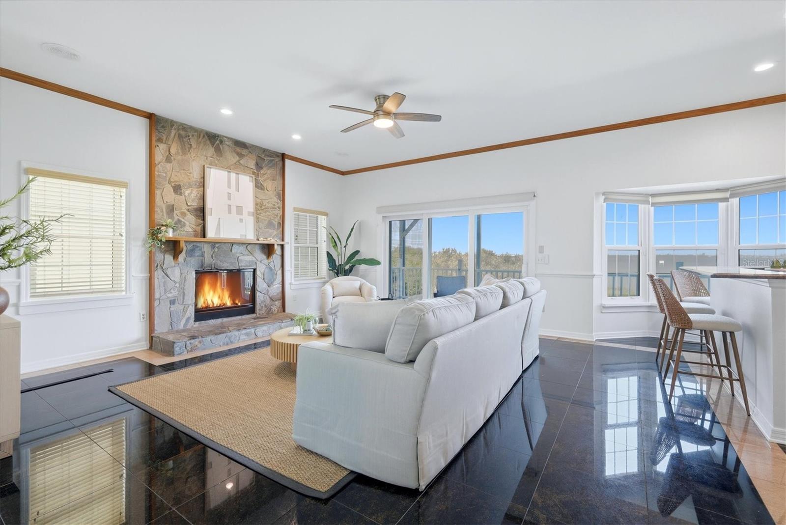 PALMA SOLA BAY - Residential