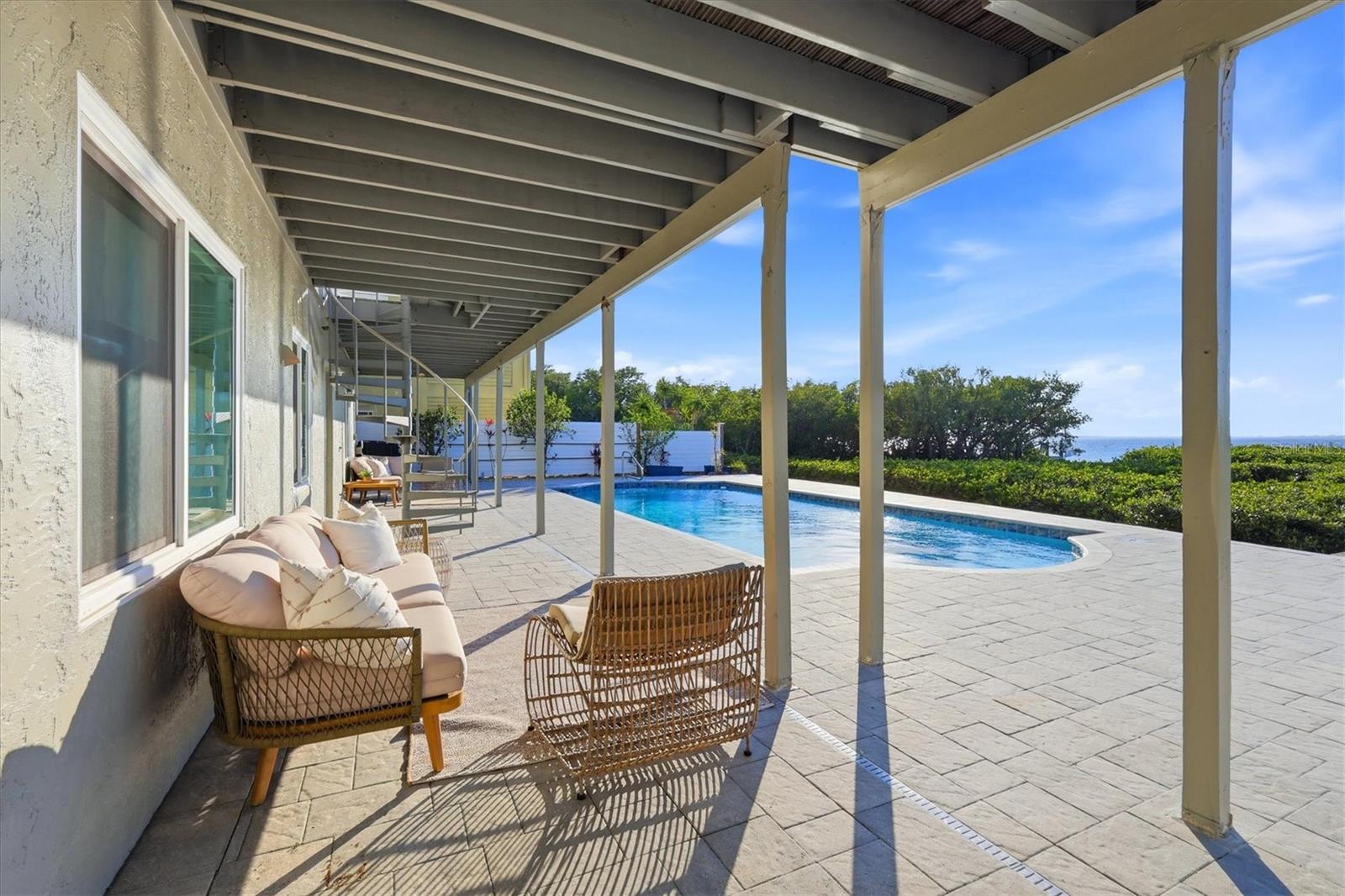 PALMA SOLA BAY - Residential