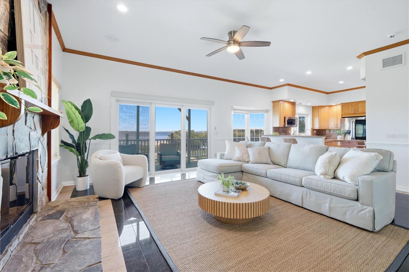 PALMA SOLA BAY - Residential