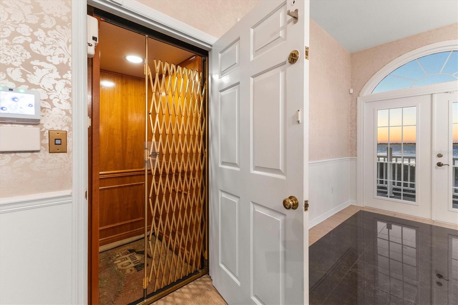 PALMA SOLA BAY - Residential