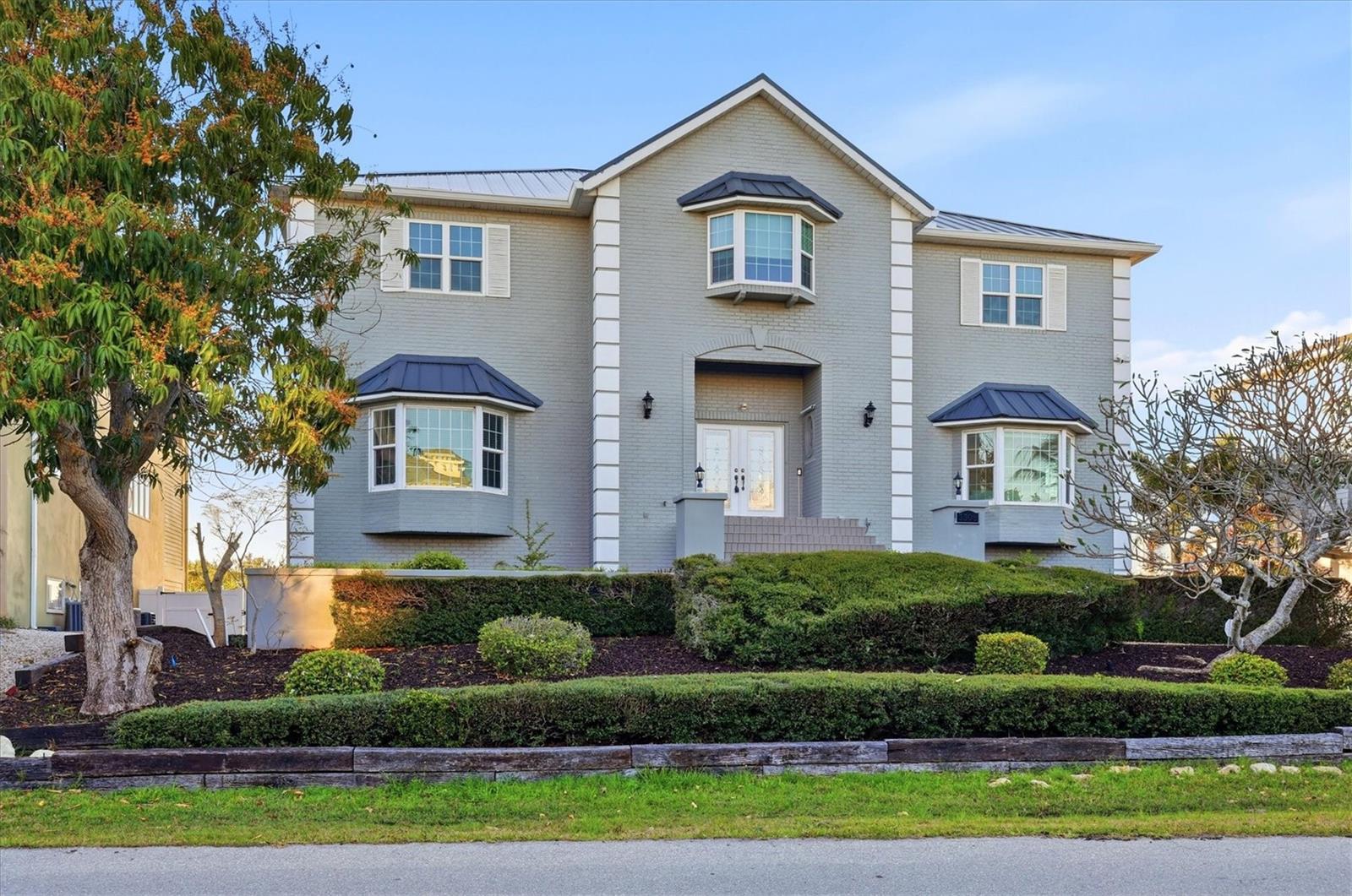 PALMA SOLA BAY - Residential