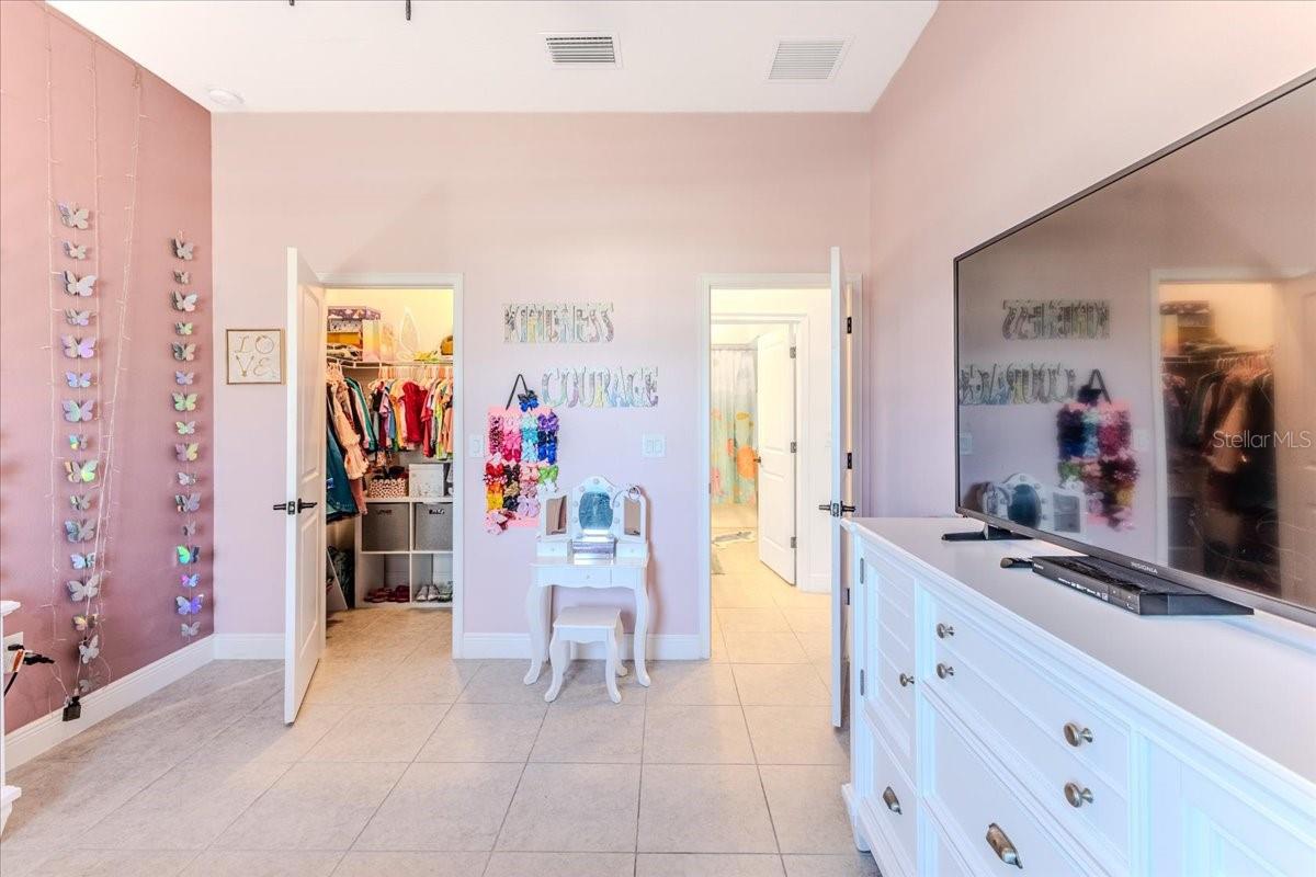 WHITING ESTATES - Residential