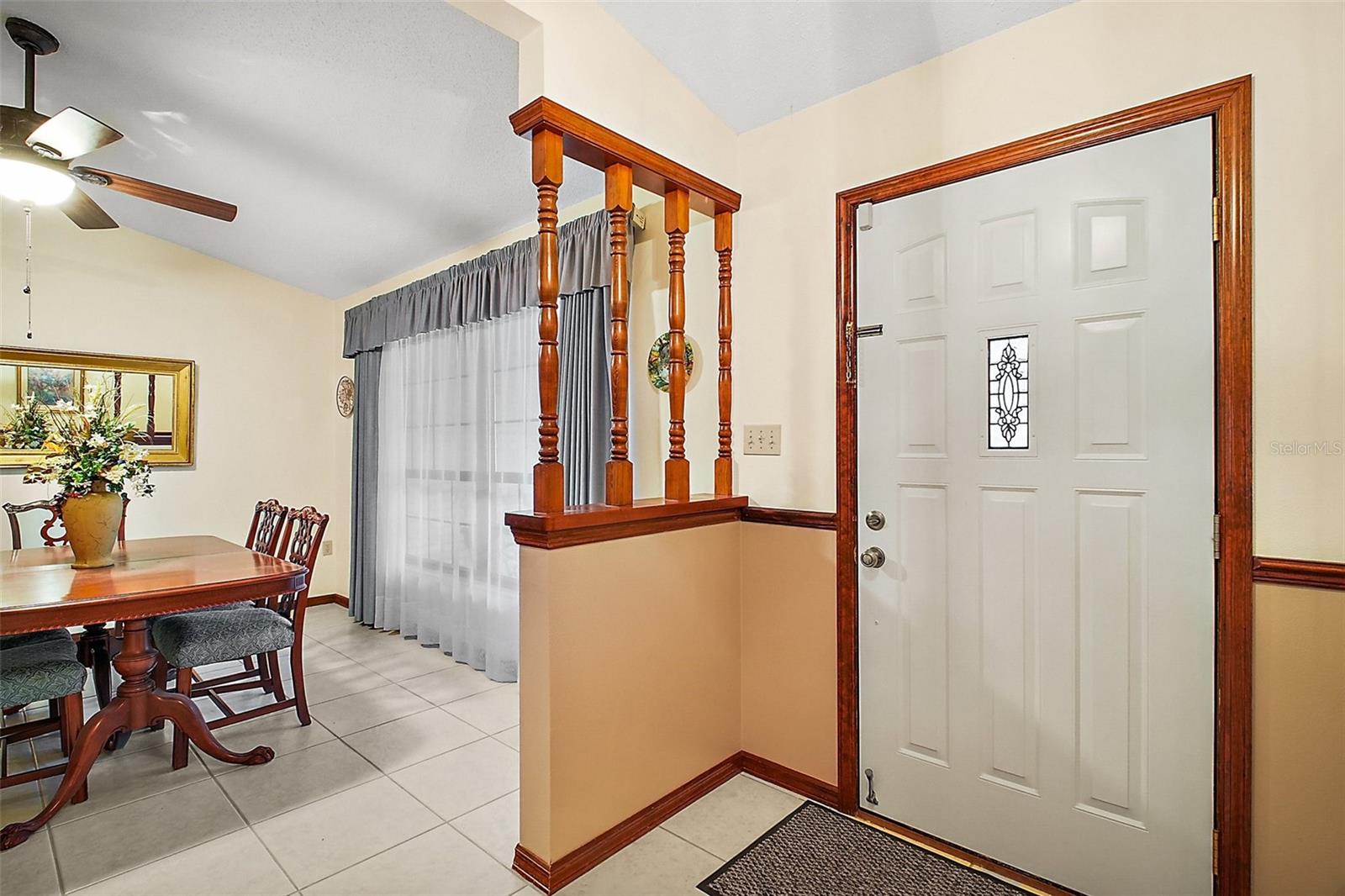 10122 CANTERBURY DRIVE