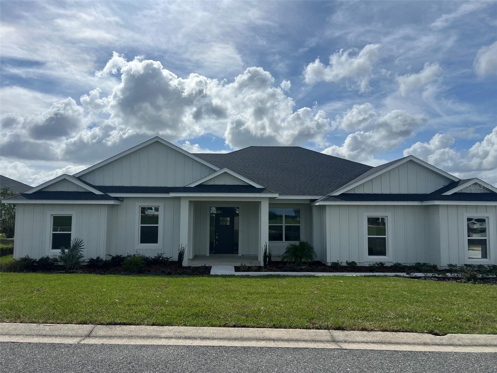 1891 NW 79 LOOP
