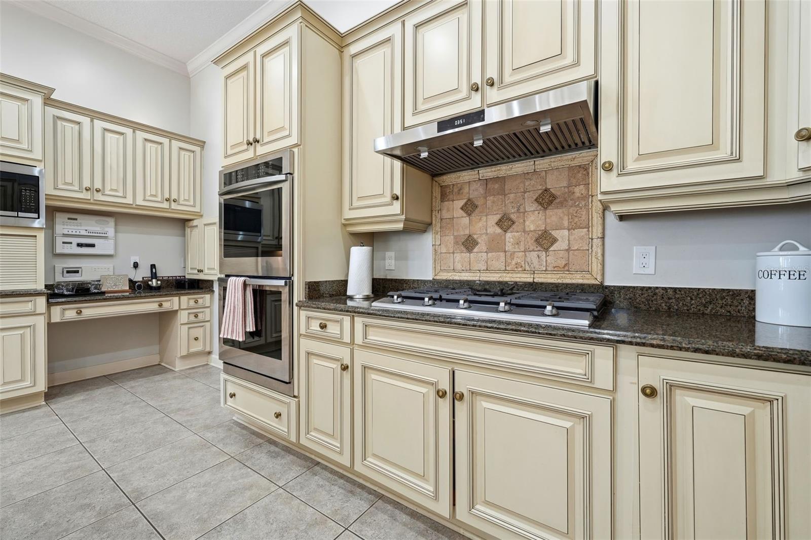 HARBOR ISLE - Residential