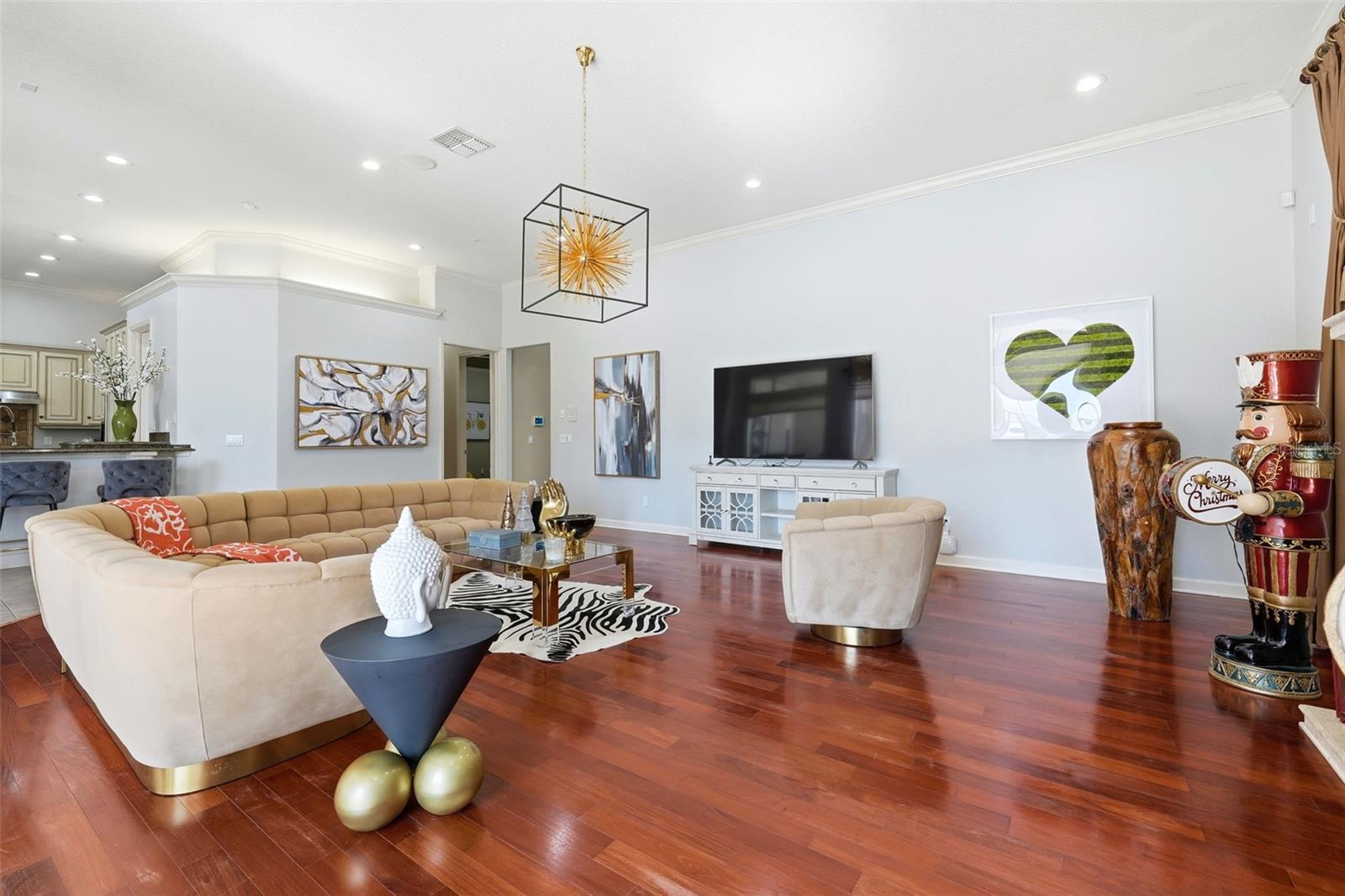 HARBOR ISLE - Residential