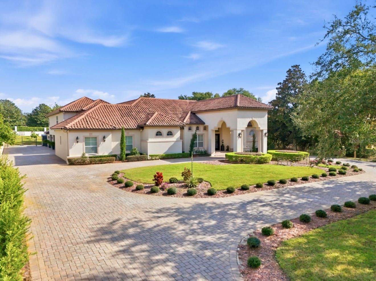 3103 SEIGNEURY DRIVE