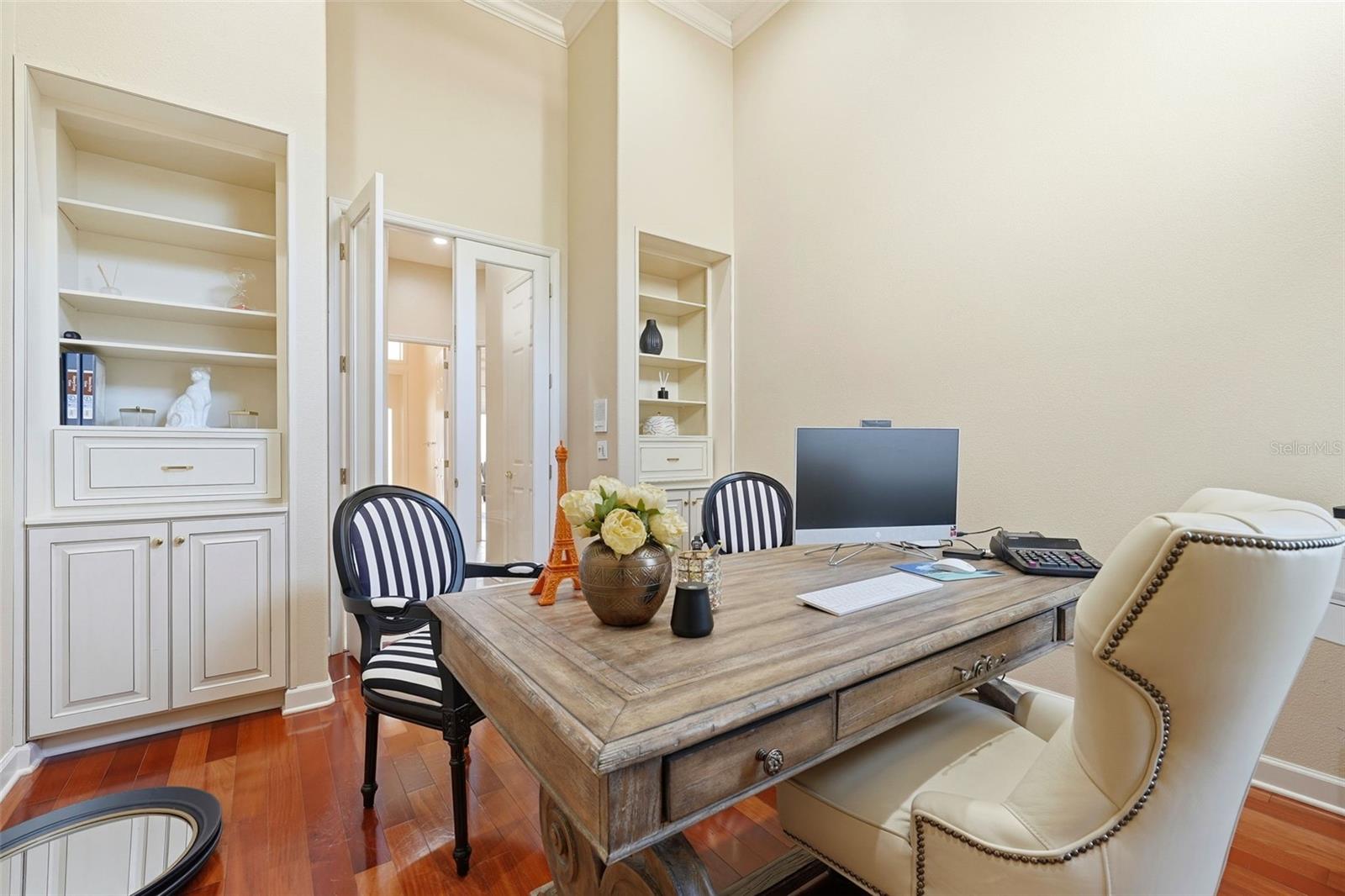 HARBOR ISLE - Residential