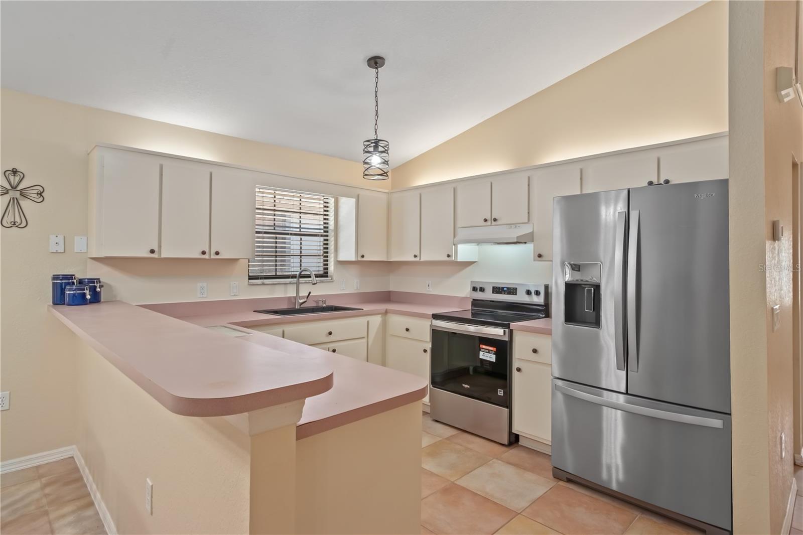 ETHANS GLEN - Residential