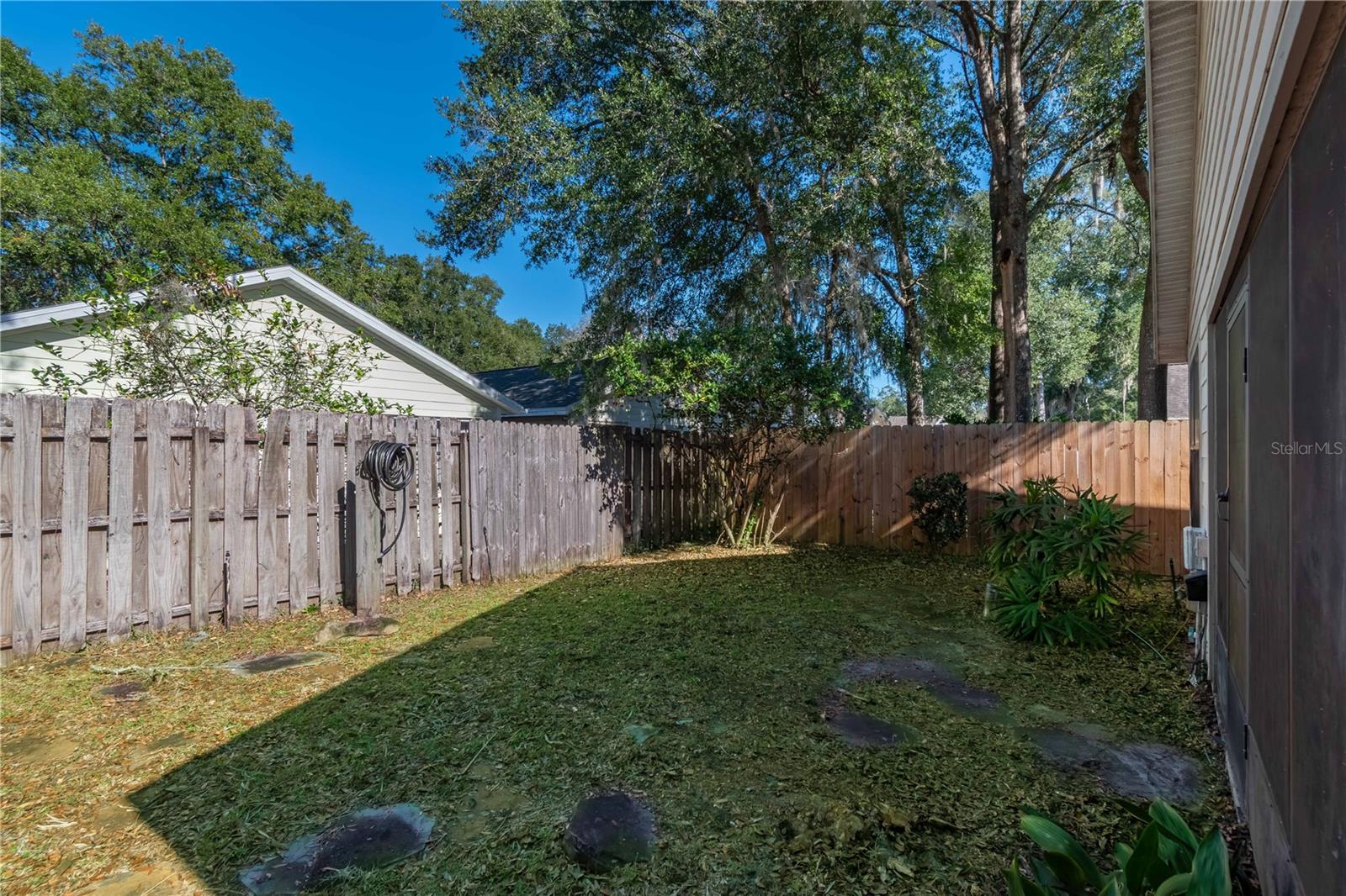 ETHANS GLEN - Residential