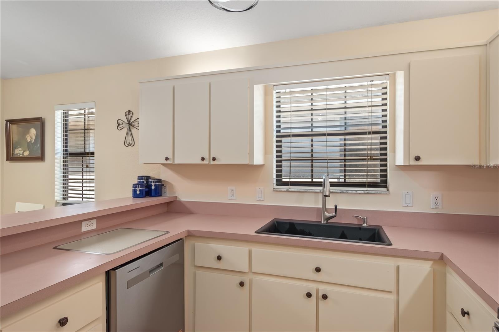 ETHANS GLEN - Residential