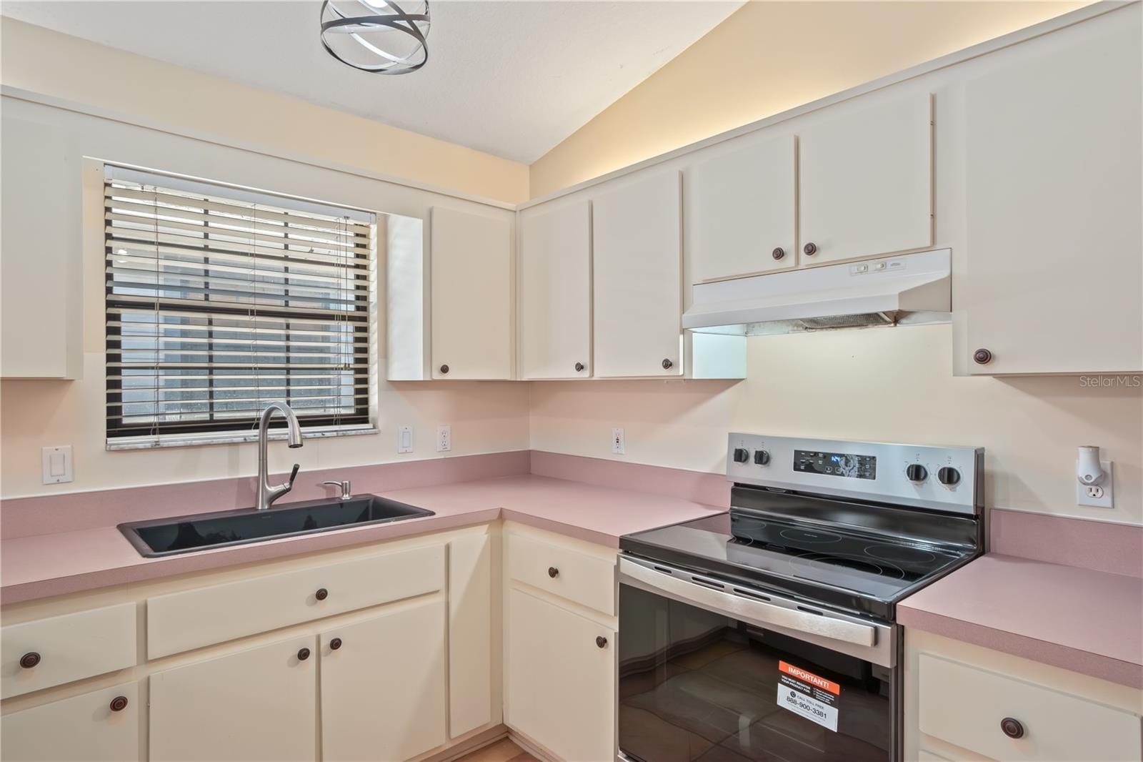 ETHANS GLEN - Residential