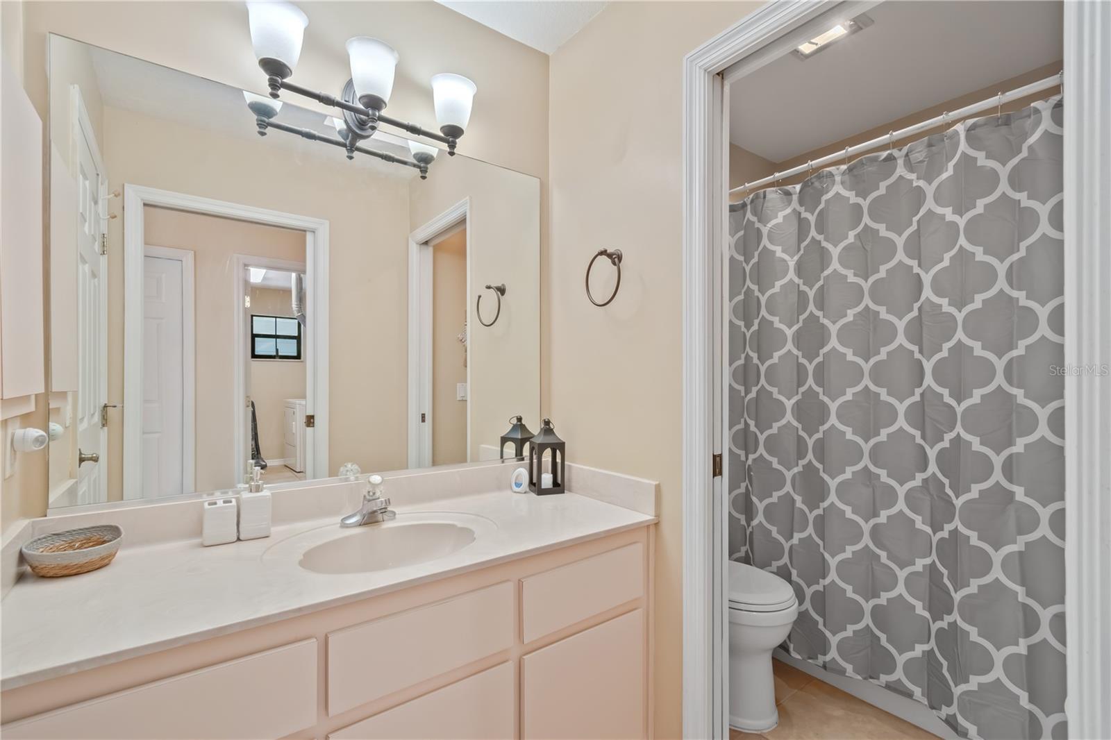 ETHANS GLEN - Residential