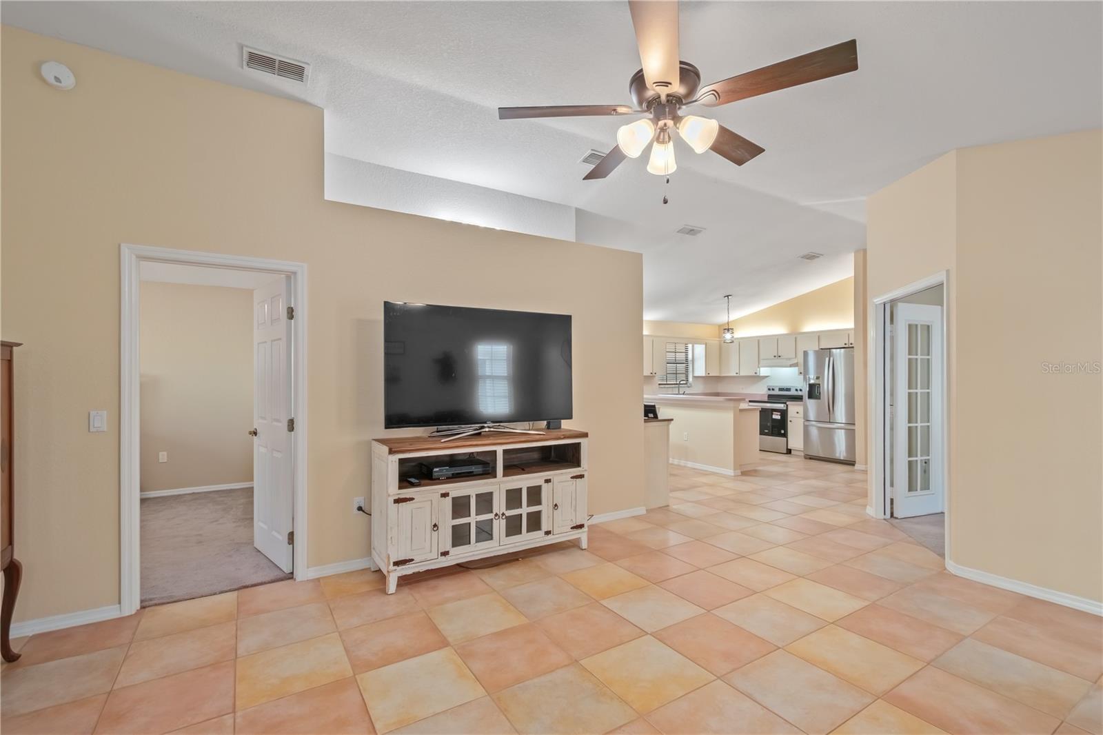 ETHANS GLEN - Residential