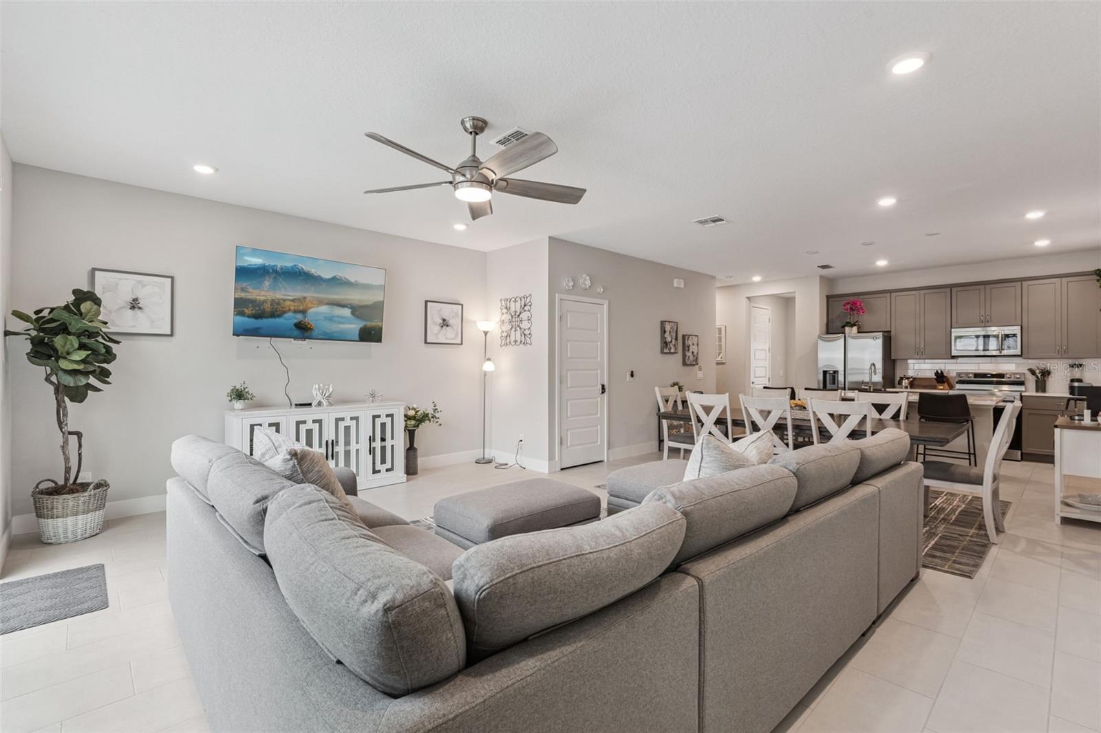 REUNION FAIRWAYS 17 & 18 PH 3 - Residential