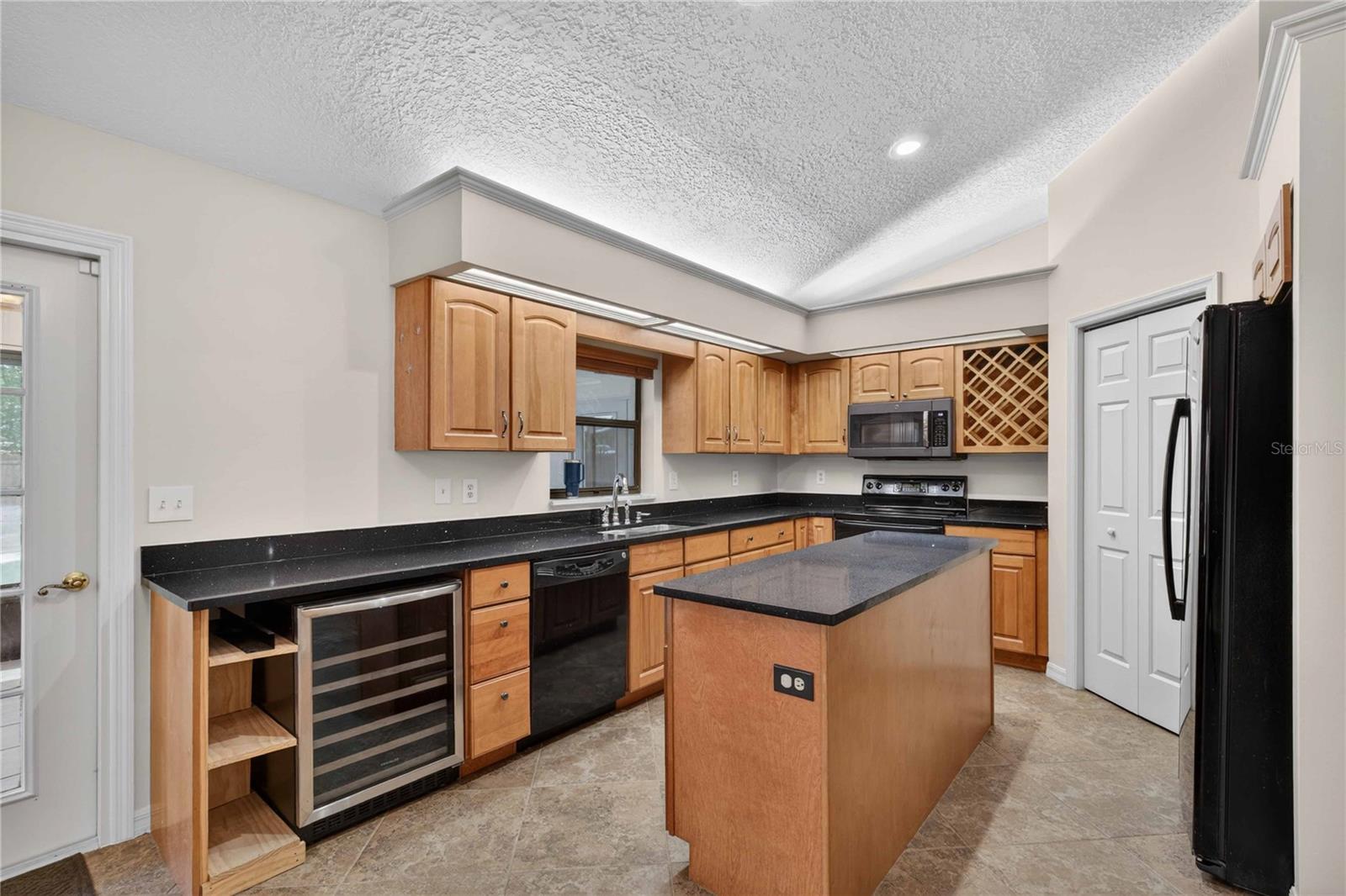 LAKE FRANKLIN PARK - Residential