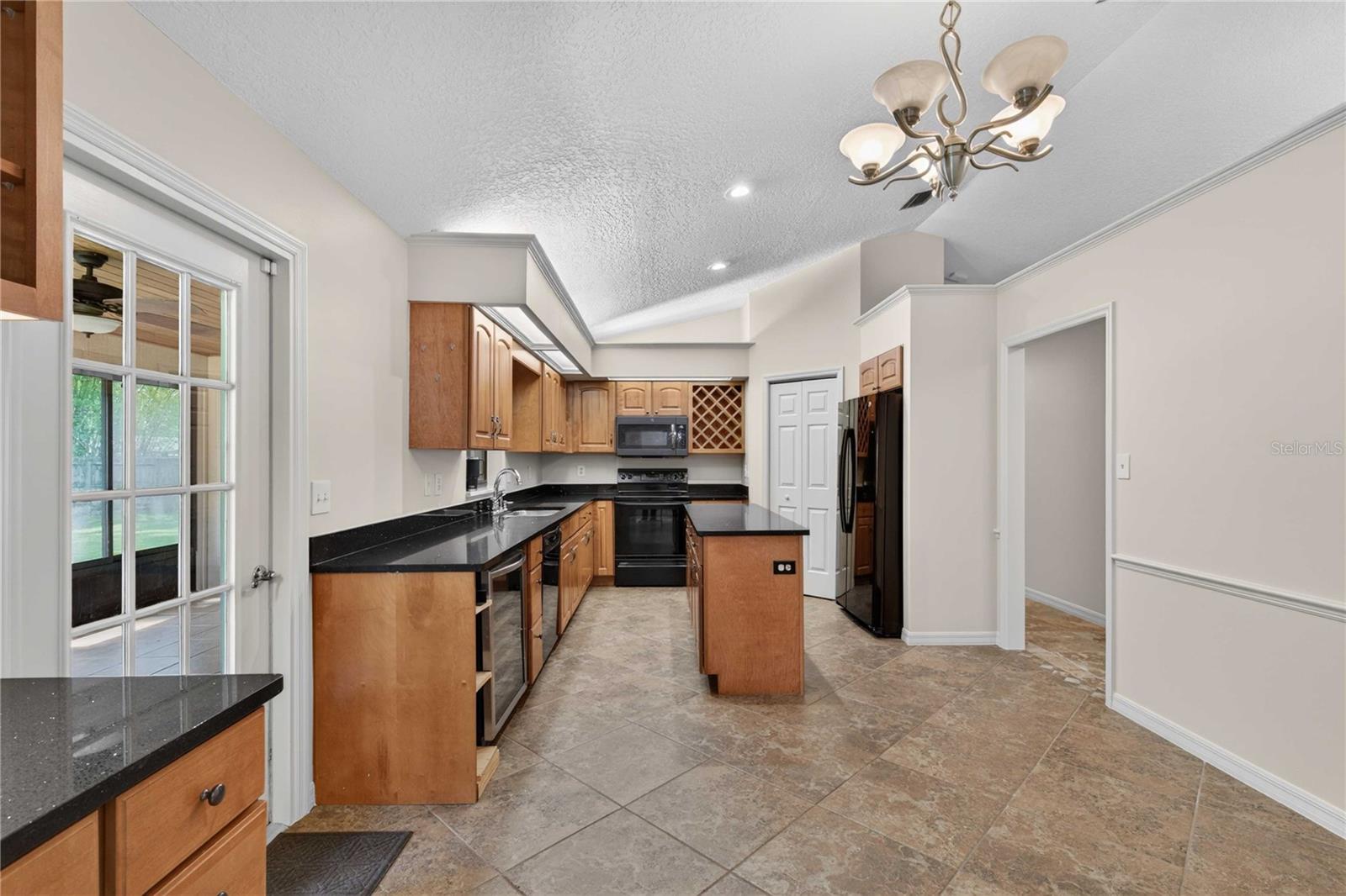 LAKE FRANKLIN PARK - Residential