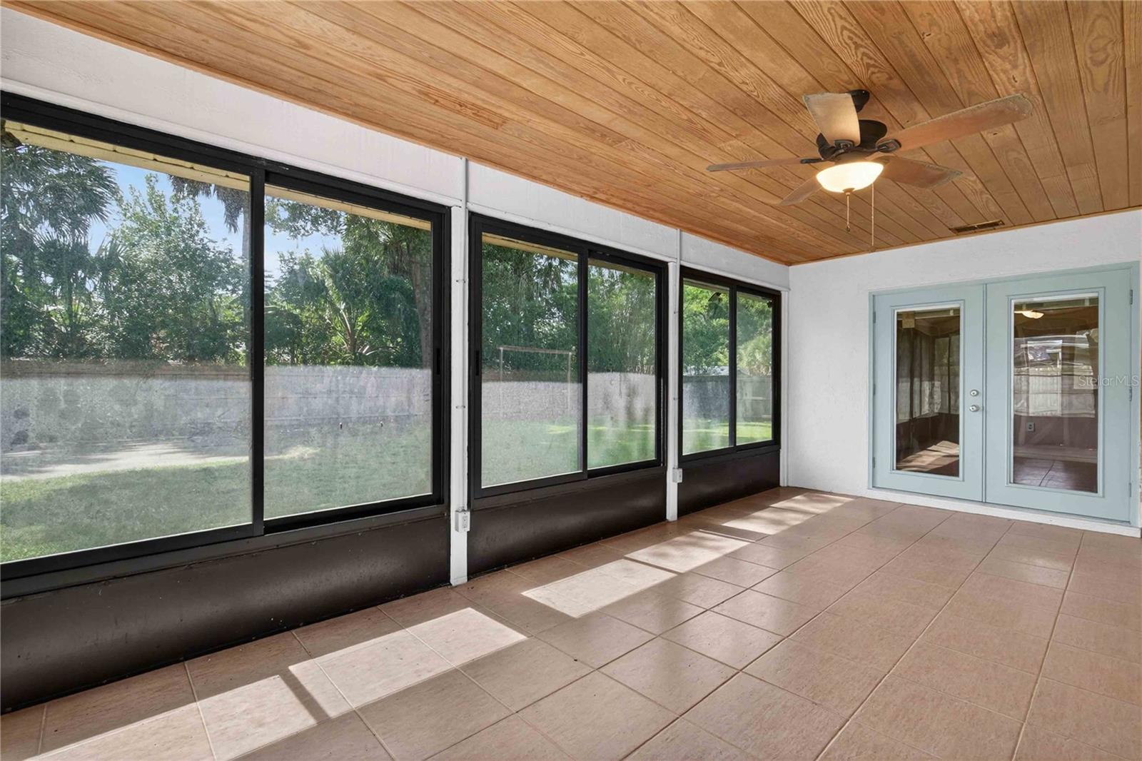 LAKE FRANKLIN PARK - Residential