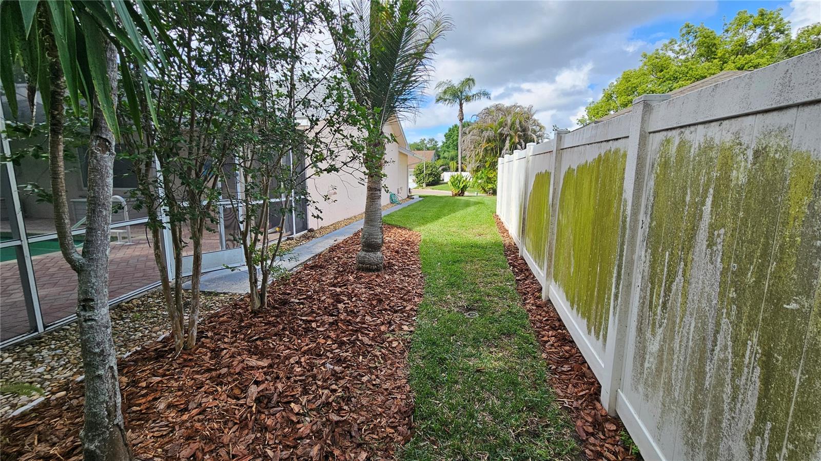 WINDMILL POINTE OF TARPON LAKE UNIT ONE - Residential