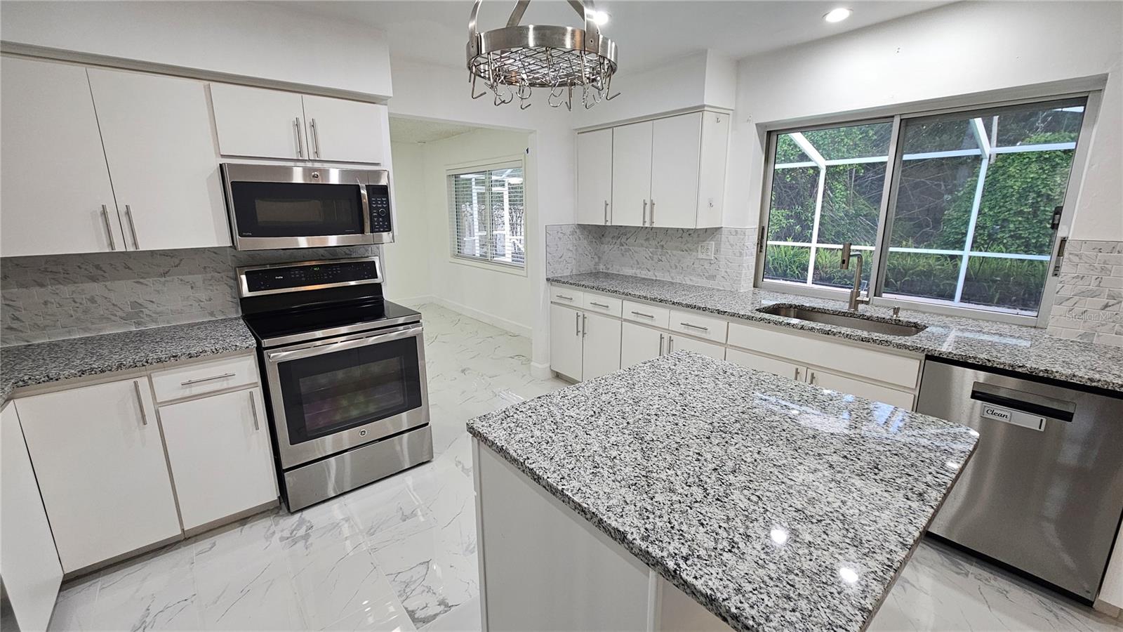 WINDMILL POINTE OF TARPON LAKE UNIT ONE - Residential