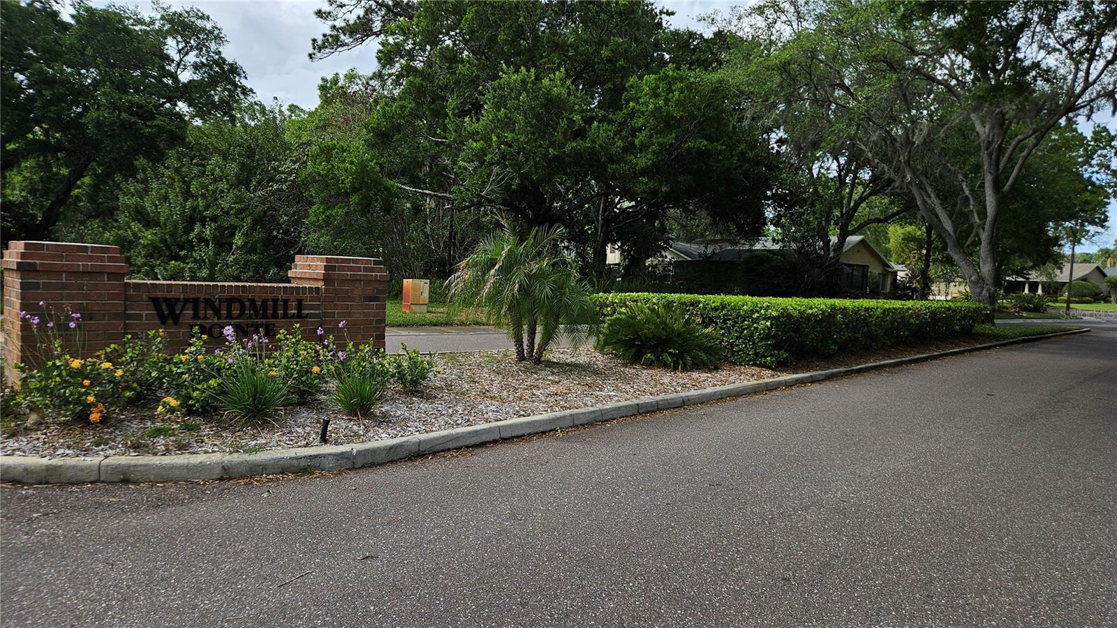 WINDMILL POINTE OF TARPON LAKE UNIT ONE - Residential