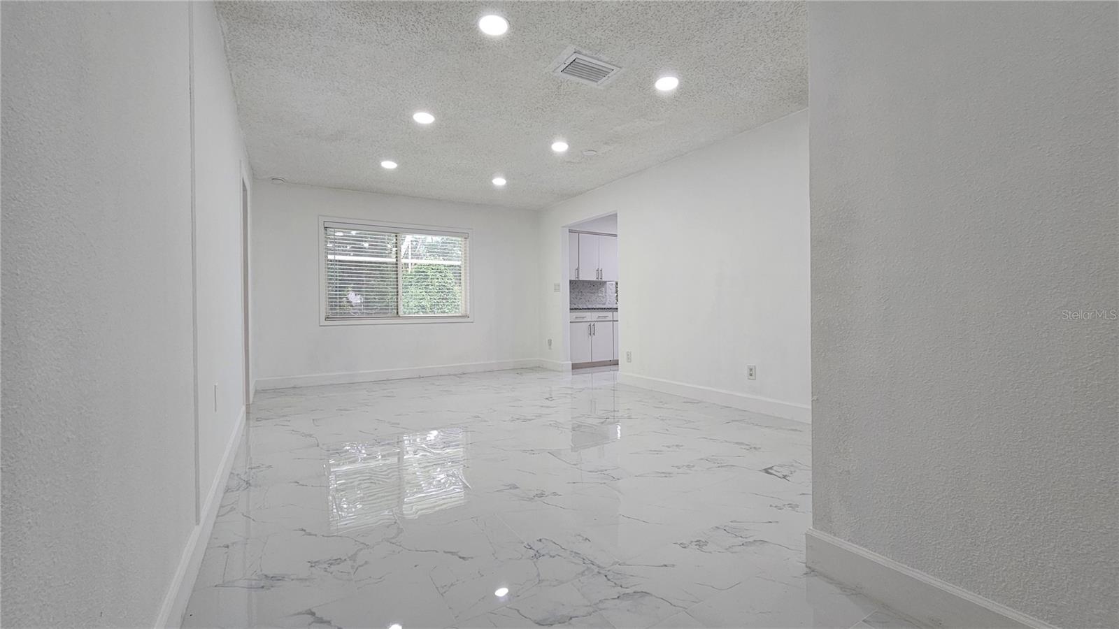 WINDMILL POINTE OF TARPON LAKE UNIT ONE - Residential