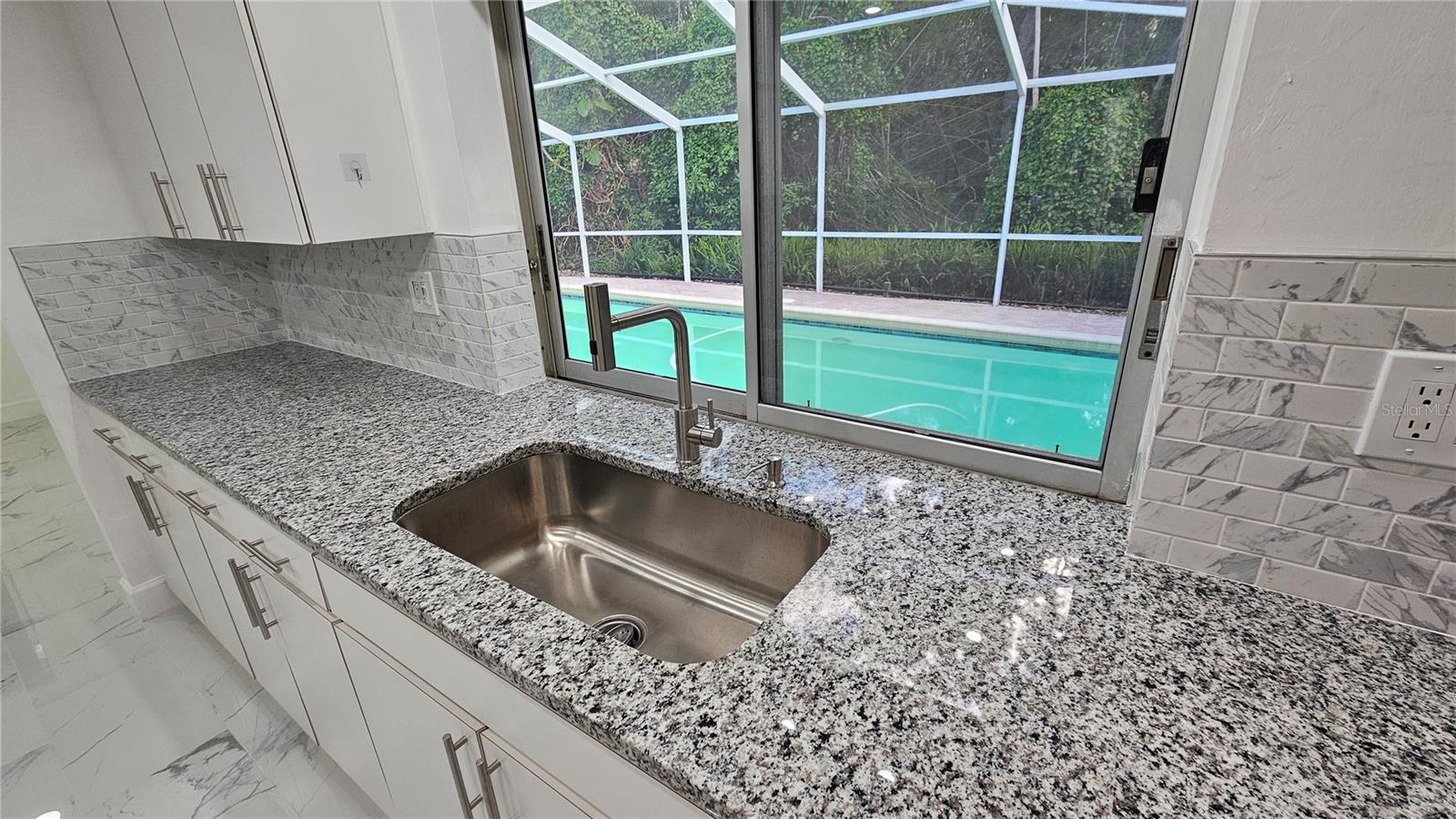 WINDMILL POINTE OF TARPON LAKE UNIT ONE - Residential