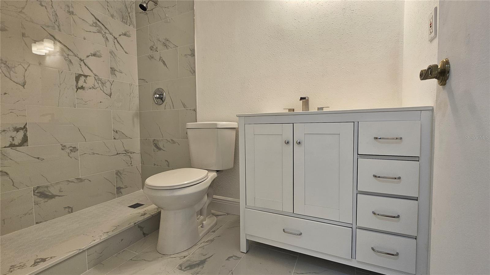 WINDMILL POINTE OF TARPON LAKE UNIT ONE - Residential