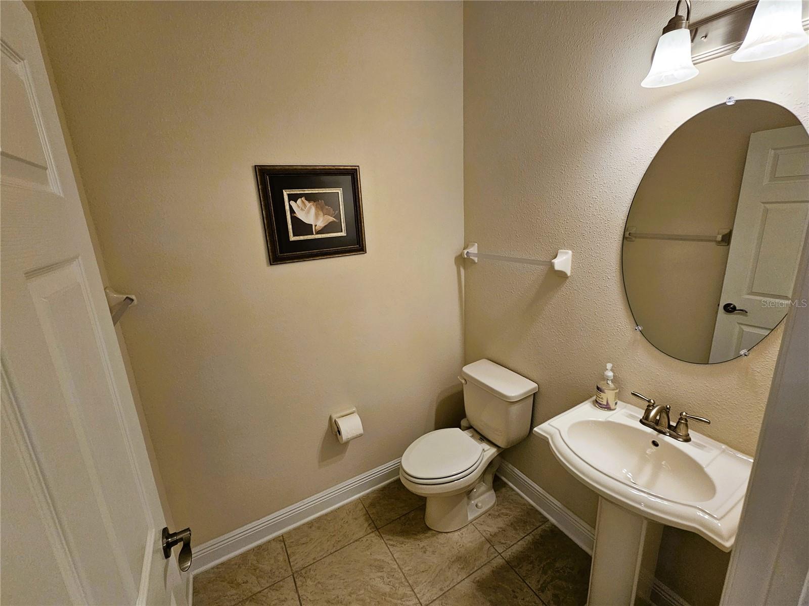 WEST LAKE TWNHMS PH 2 - Residential Lease