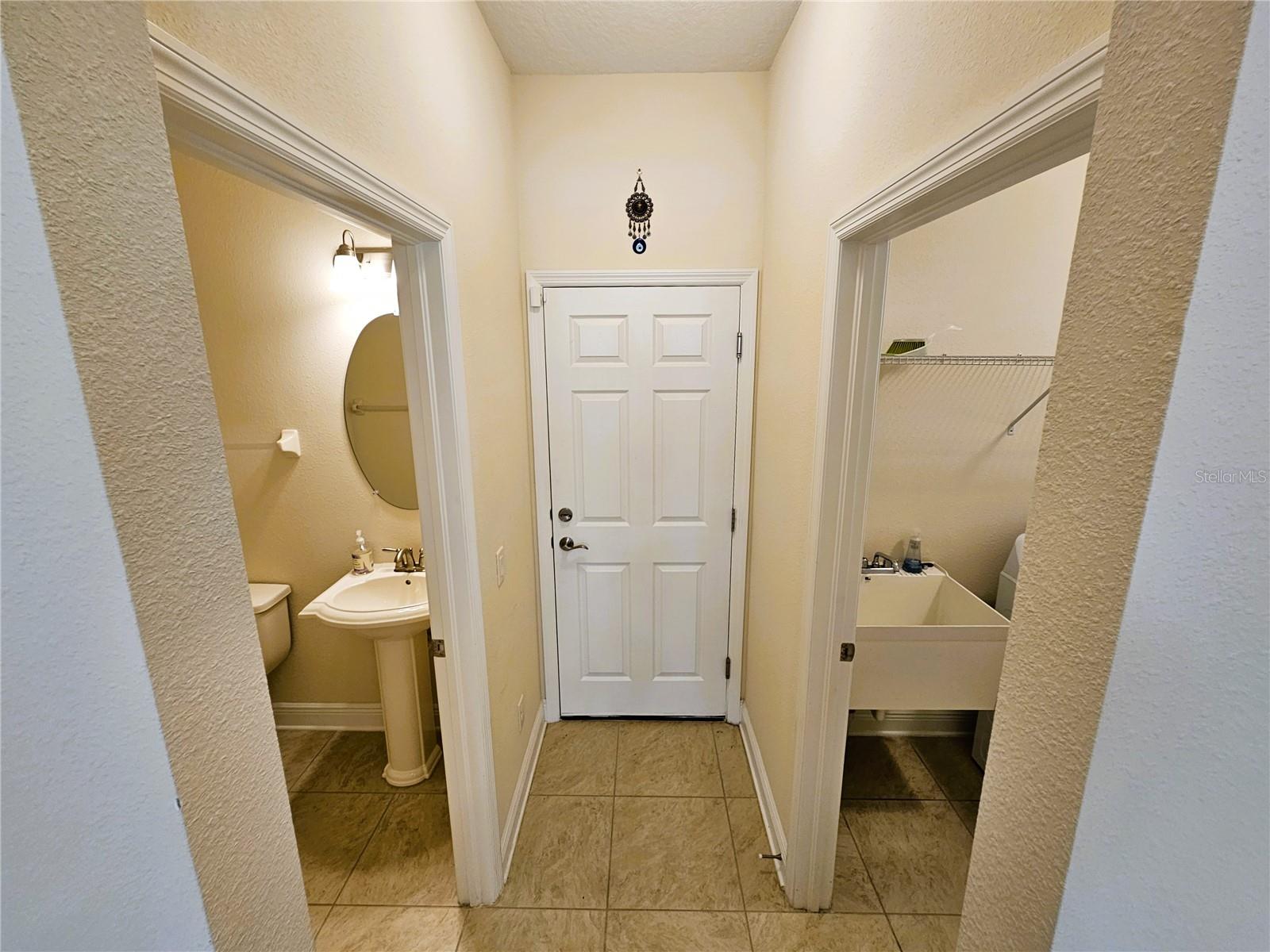 WEST LAKE TWNHMS PH 2 - Residential Lease