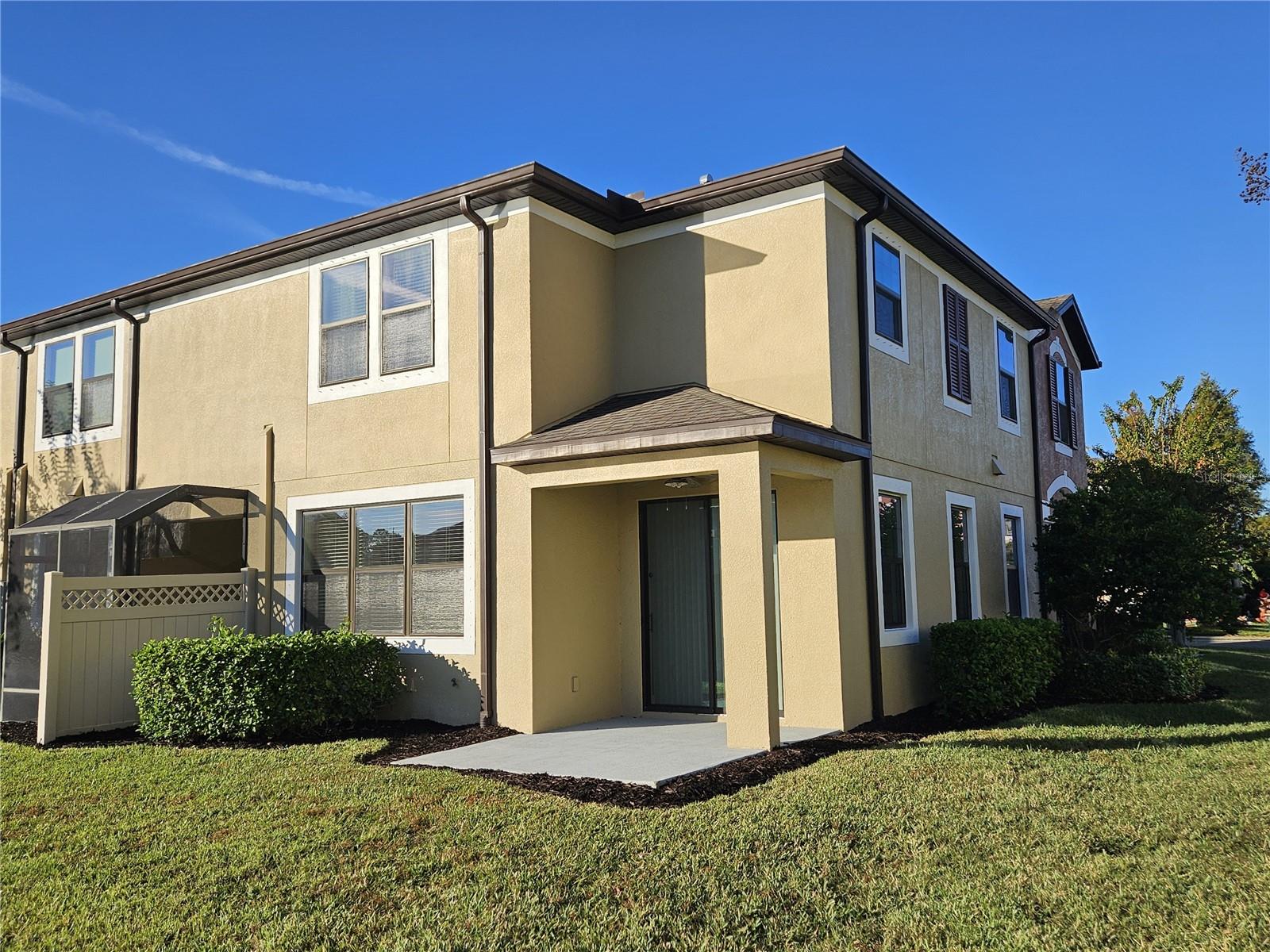 WEST LAKE TWNHMS PH 2 - Residential Lease