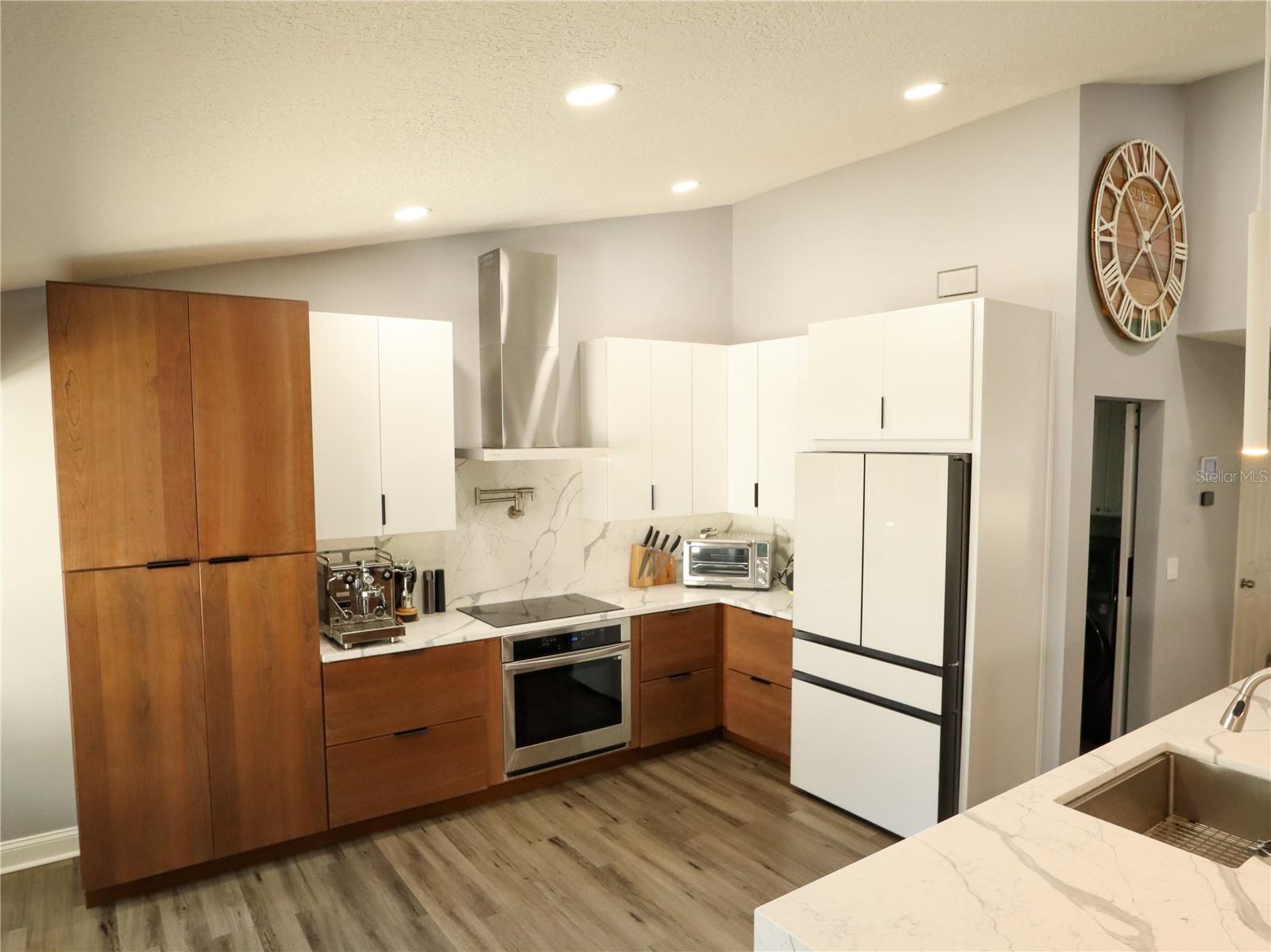 SUNSHINE VIEW SUB - Residential