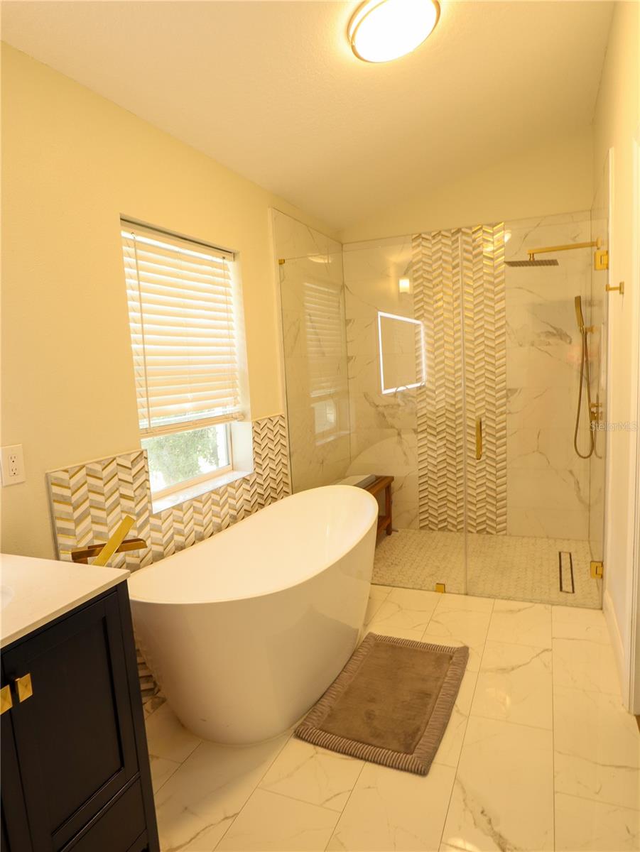 SUNSHINE VIEW SUB - Residential