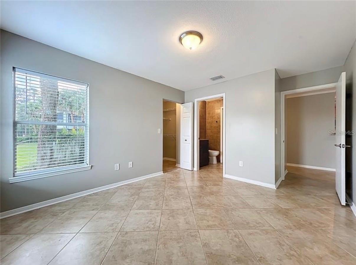 REGENCY PARK AT LAKE MARY A CONDO - Residential