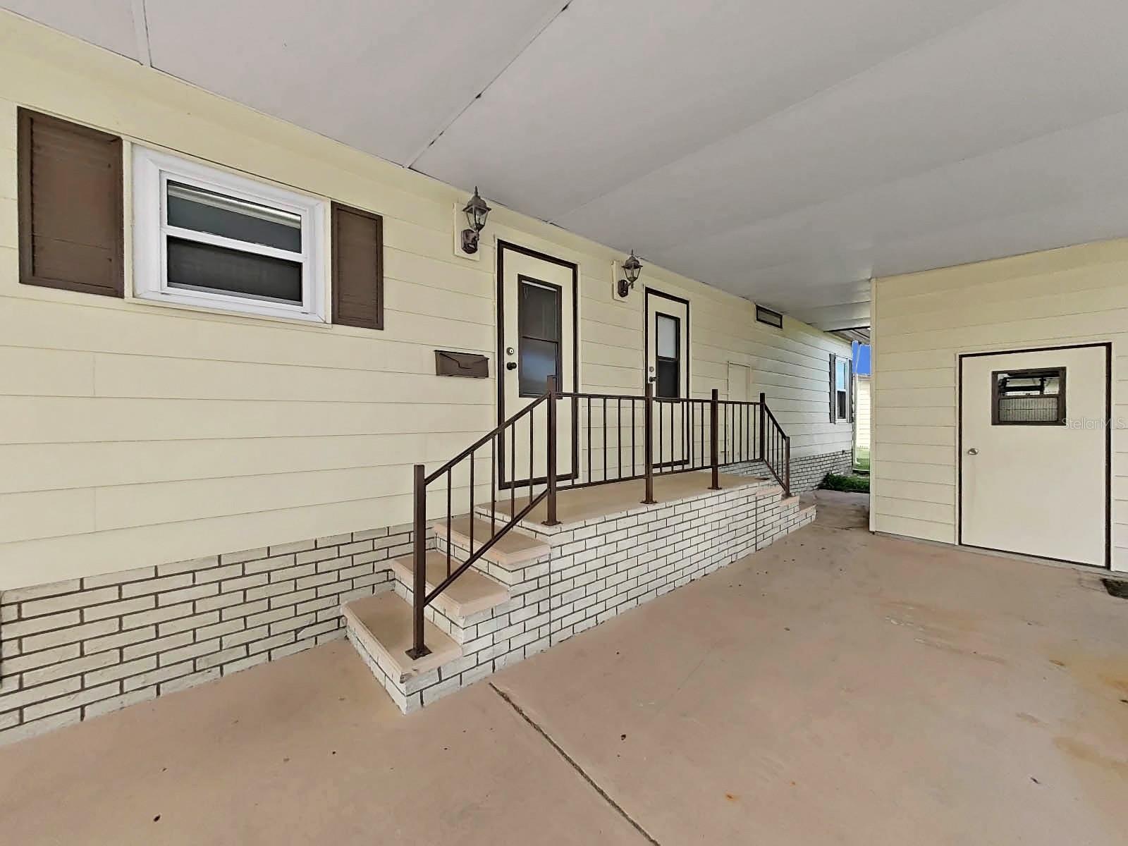4909 FOXWOOD LAKE DR