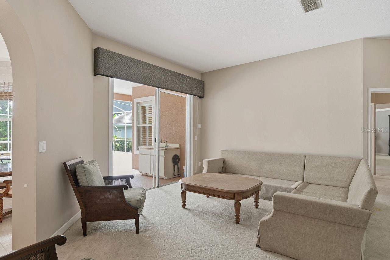 LEXINGTON GREEN - Residential