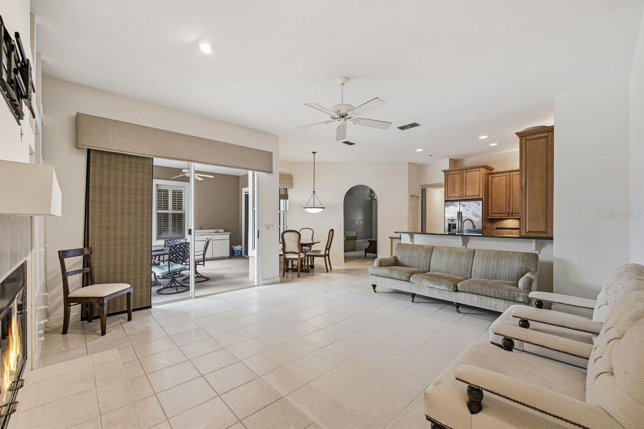 LEXINGTON GREEN - Residential