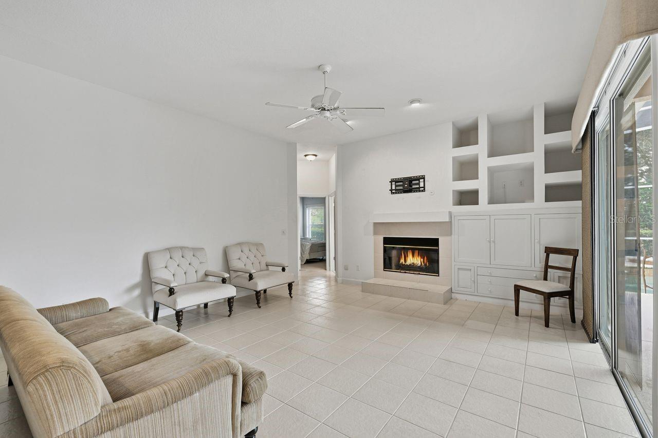 LEXINGTON GREEN - Residential