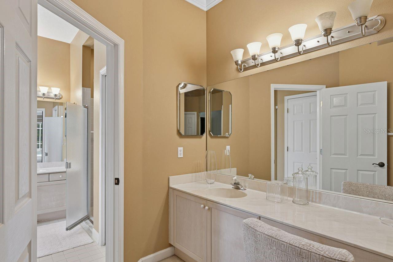 LEXINGTON GREEN - Residential