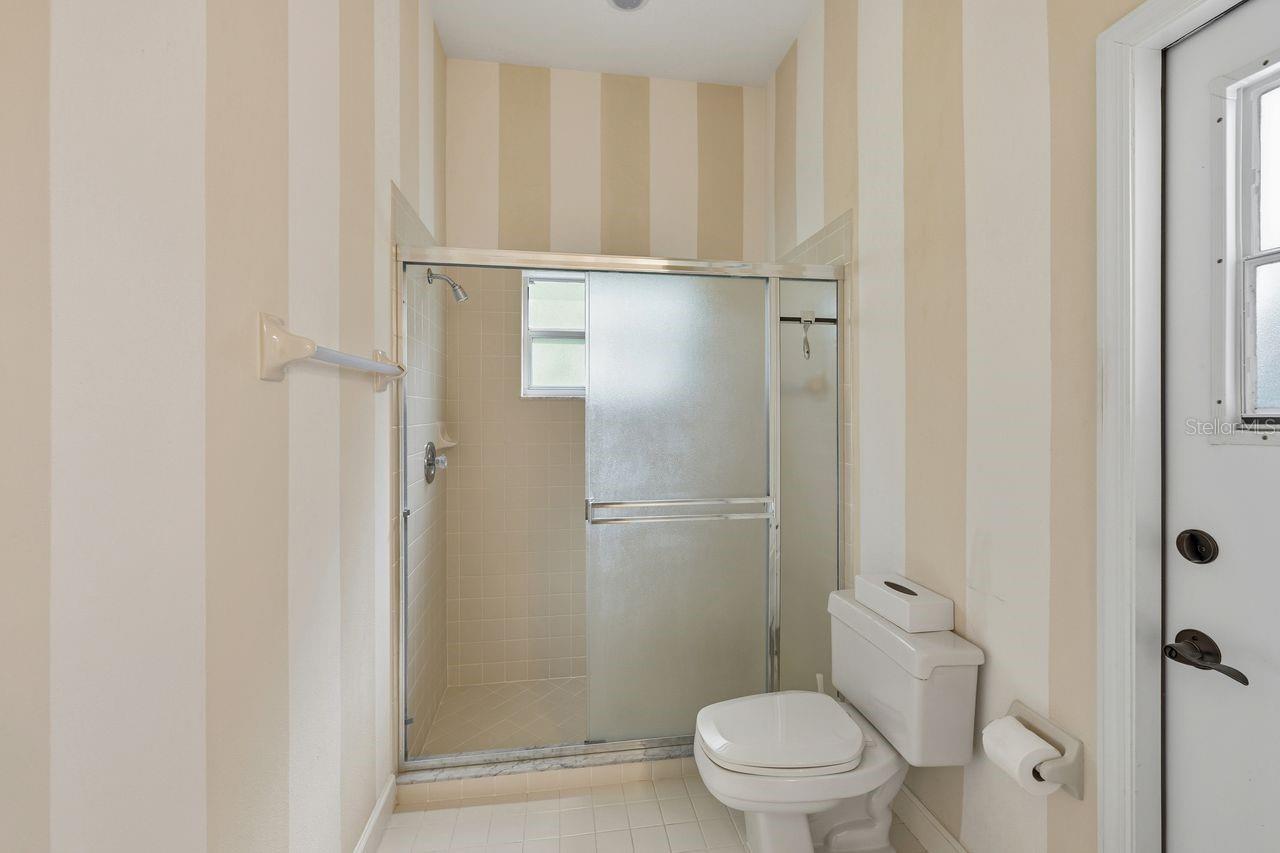 LEXINGTON GREEN - Residential