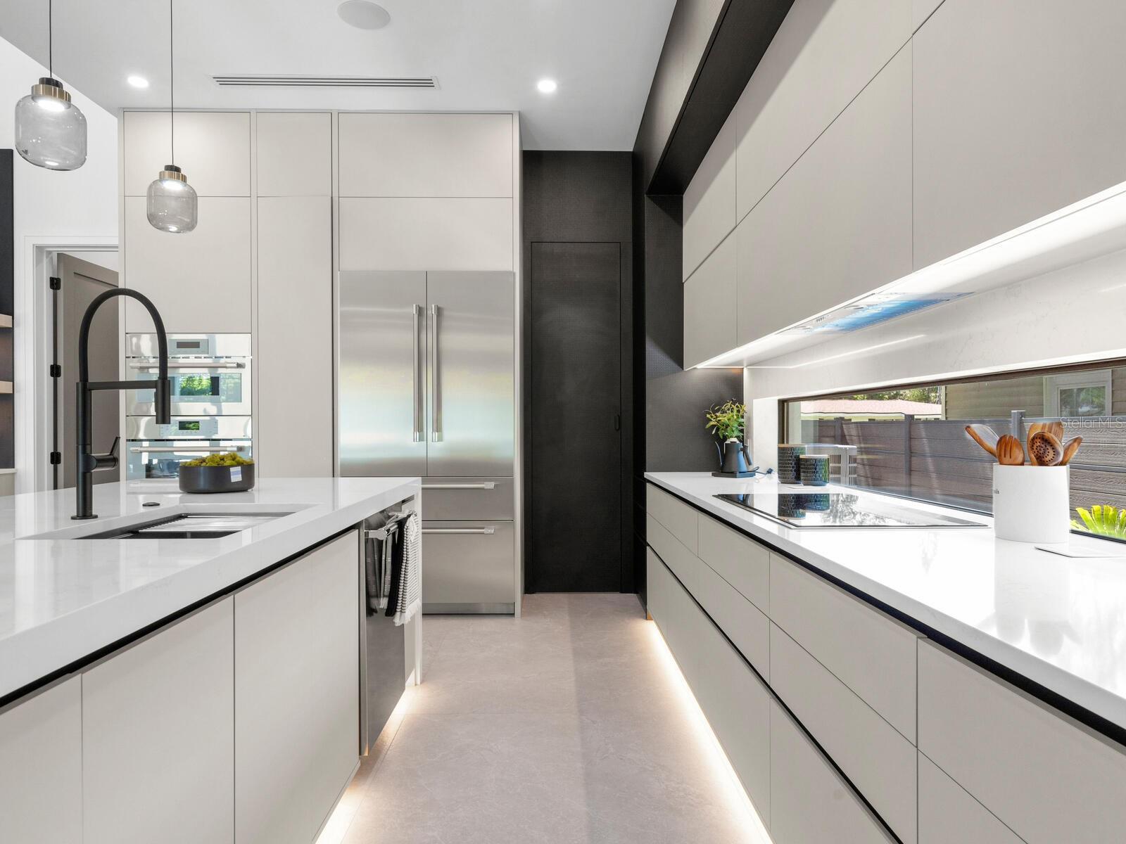 SINGLETARYS SUB - Residential