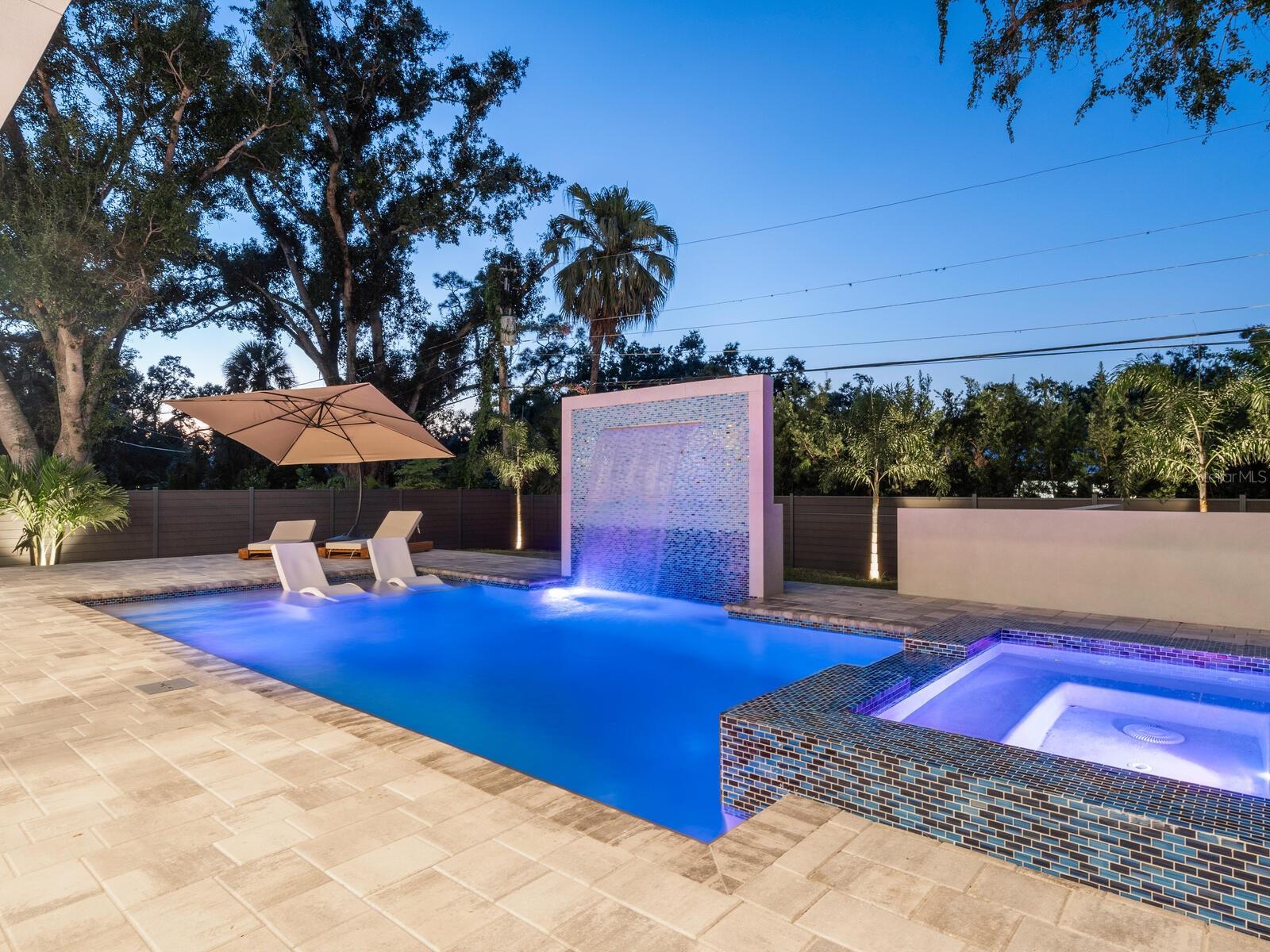 SINGLETARYS SUB - Residential